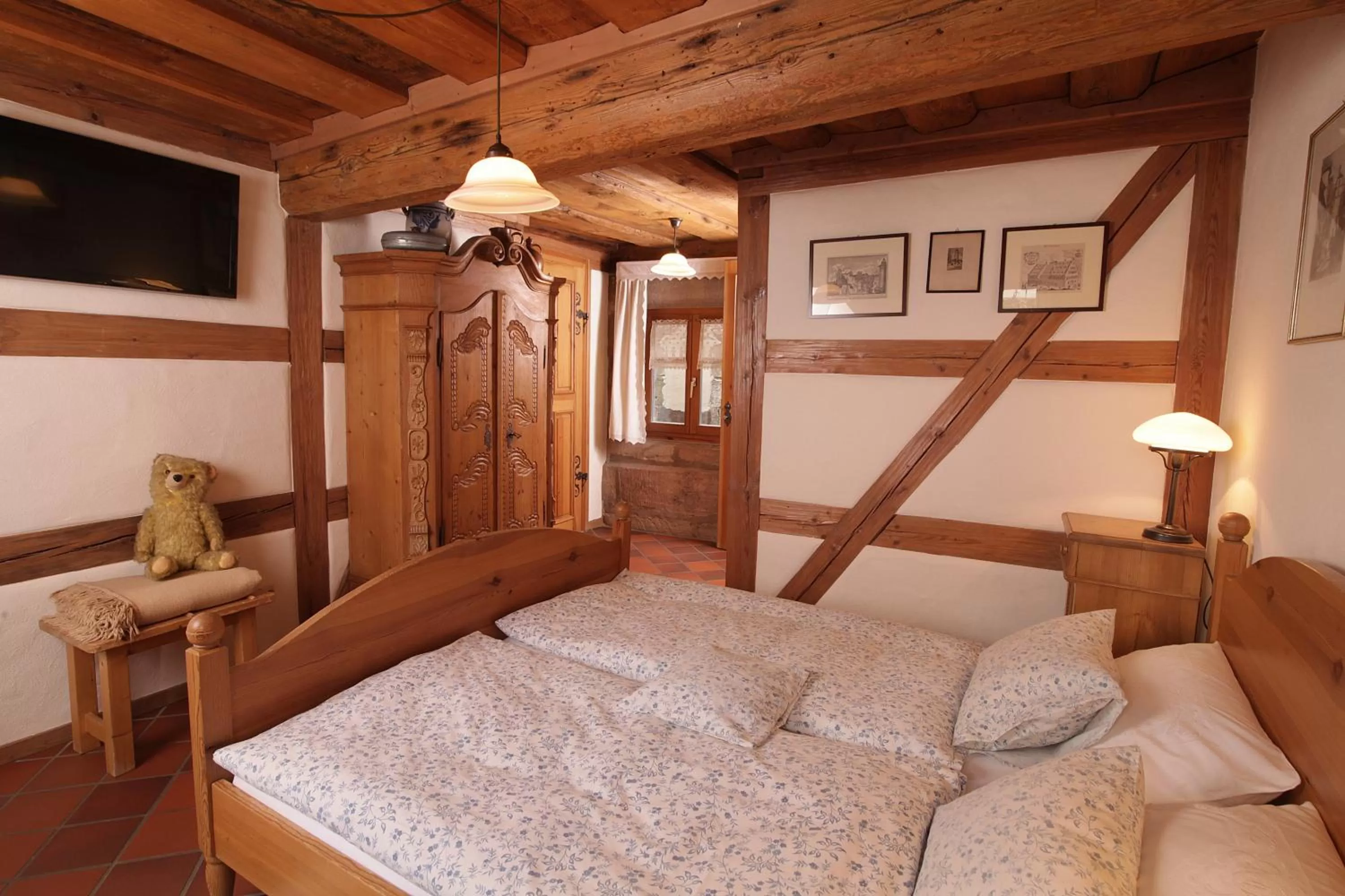 Bedroom, Bed in Hotel und Gasthof Ritter St. Georg