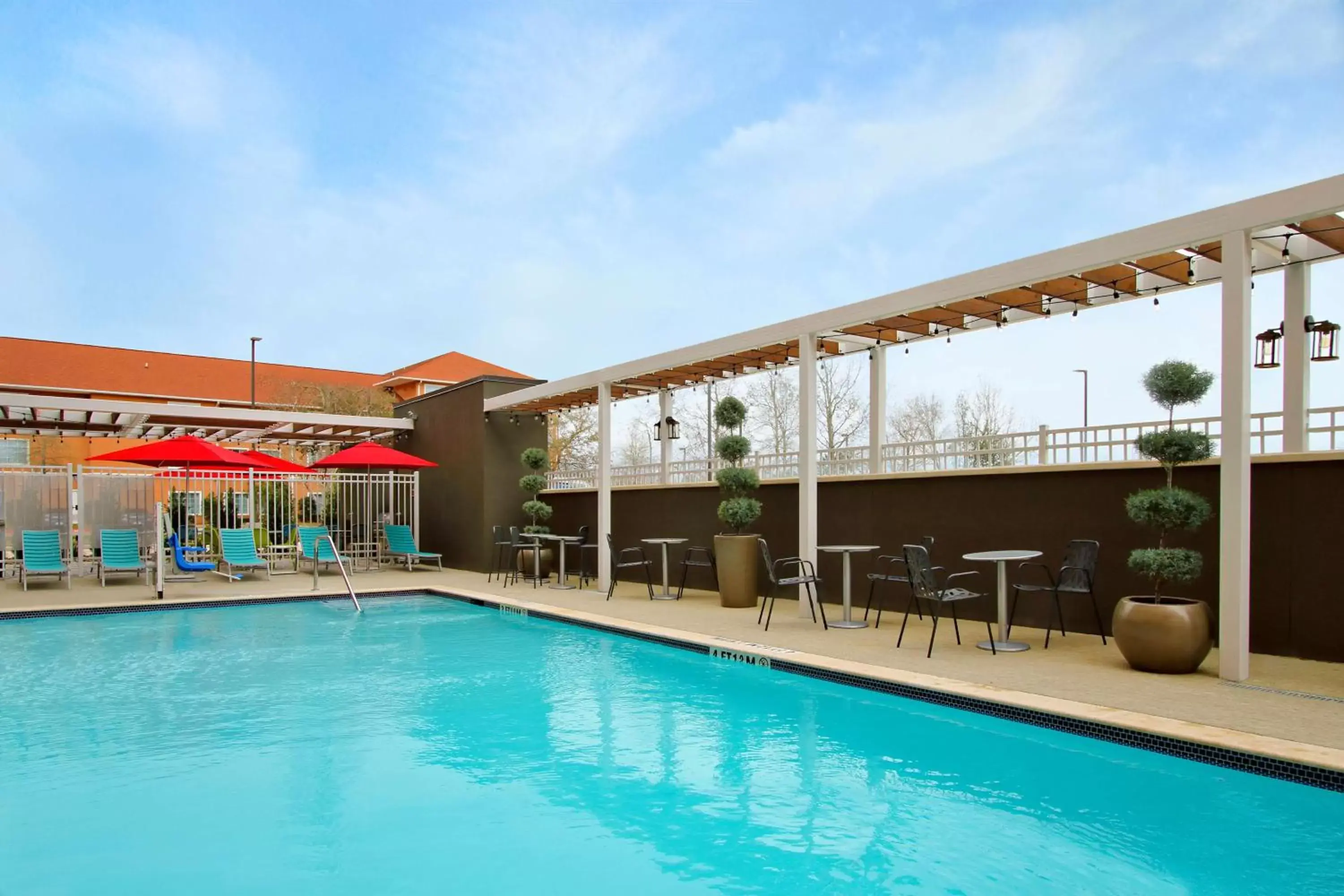 Pool view, Swimming Pool in Home2 Suites By Hilton Beaumont, Tx