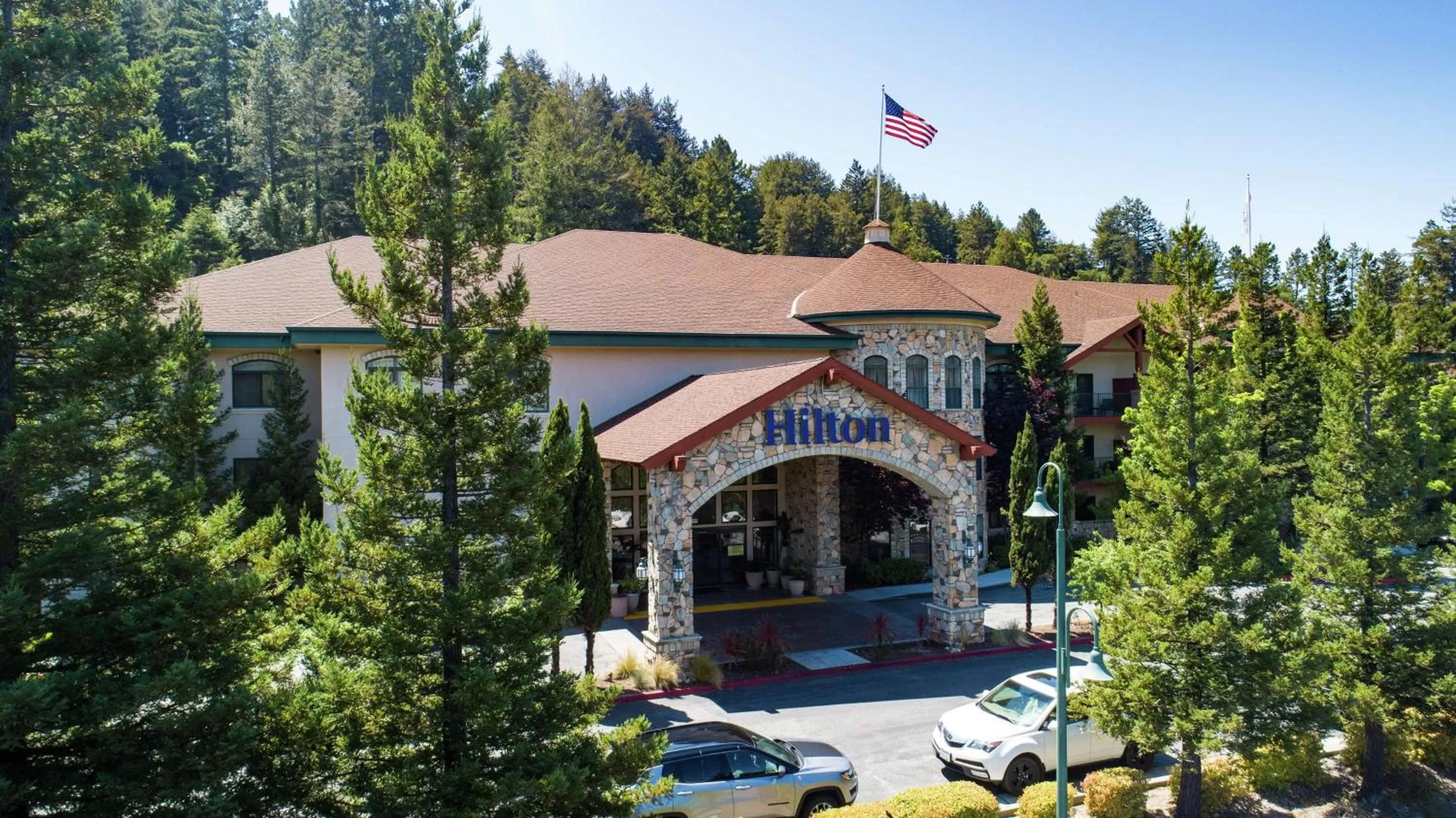 Property building in Hilton Santa Cruz Scotts Valley