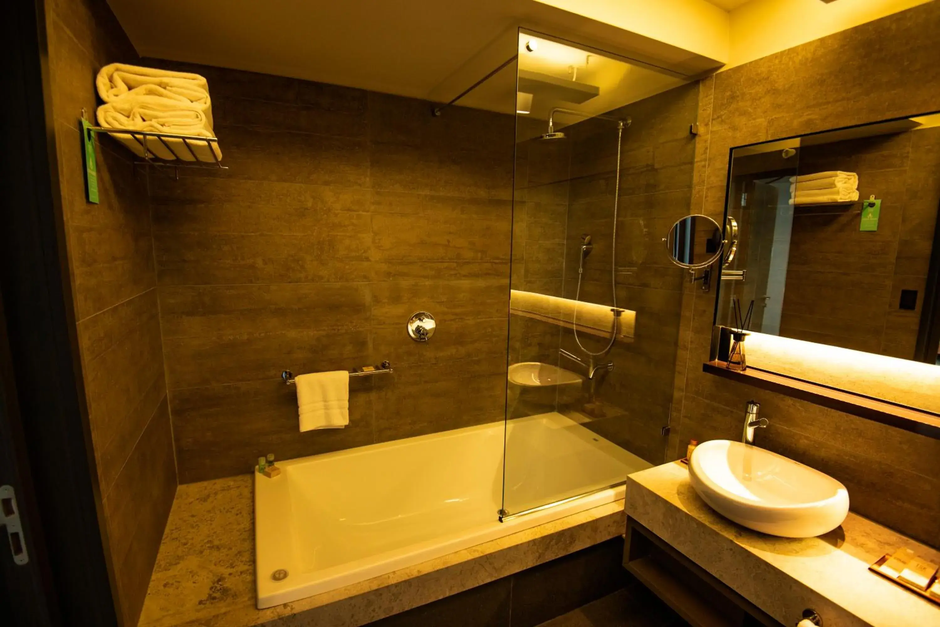 Bathroom in Grand Brizo La Plata Bathroom in Grand Brizo La Plata