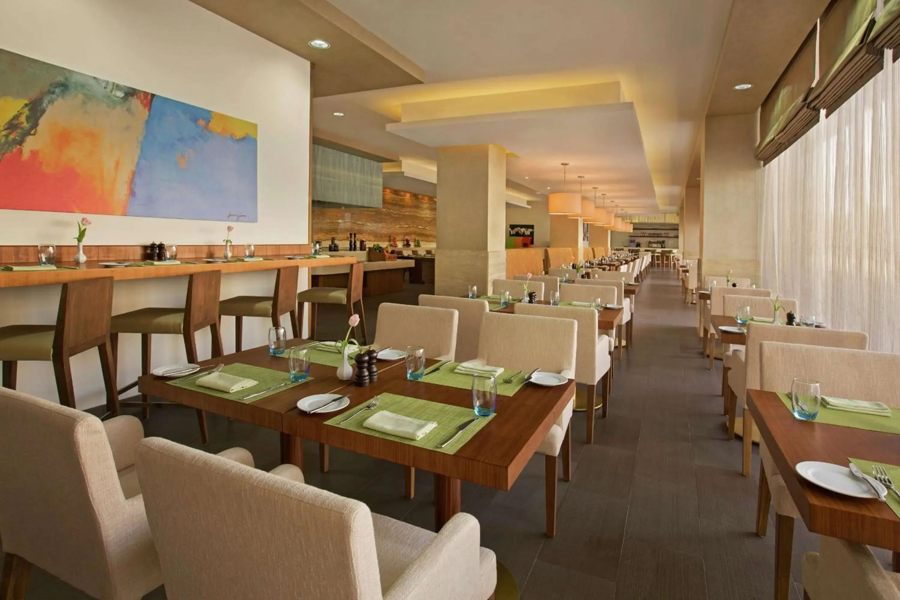 Restaurant/Places to Eat in DoubleTree by Hilton Hotel and Residences Dubai – Al Barsha