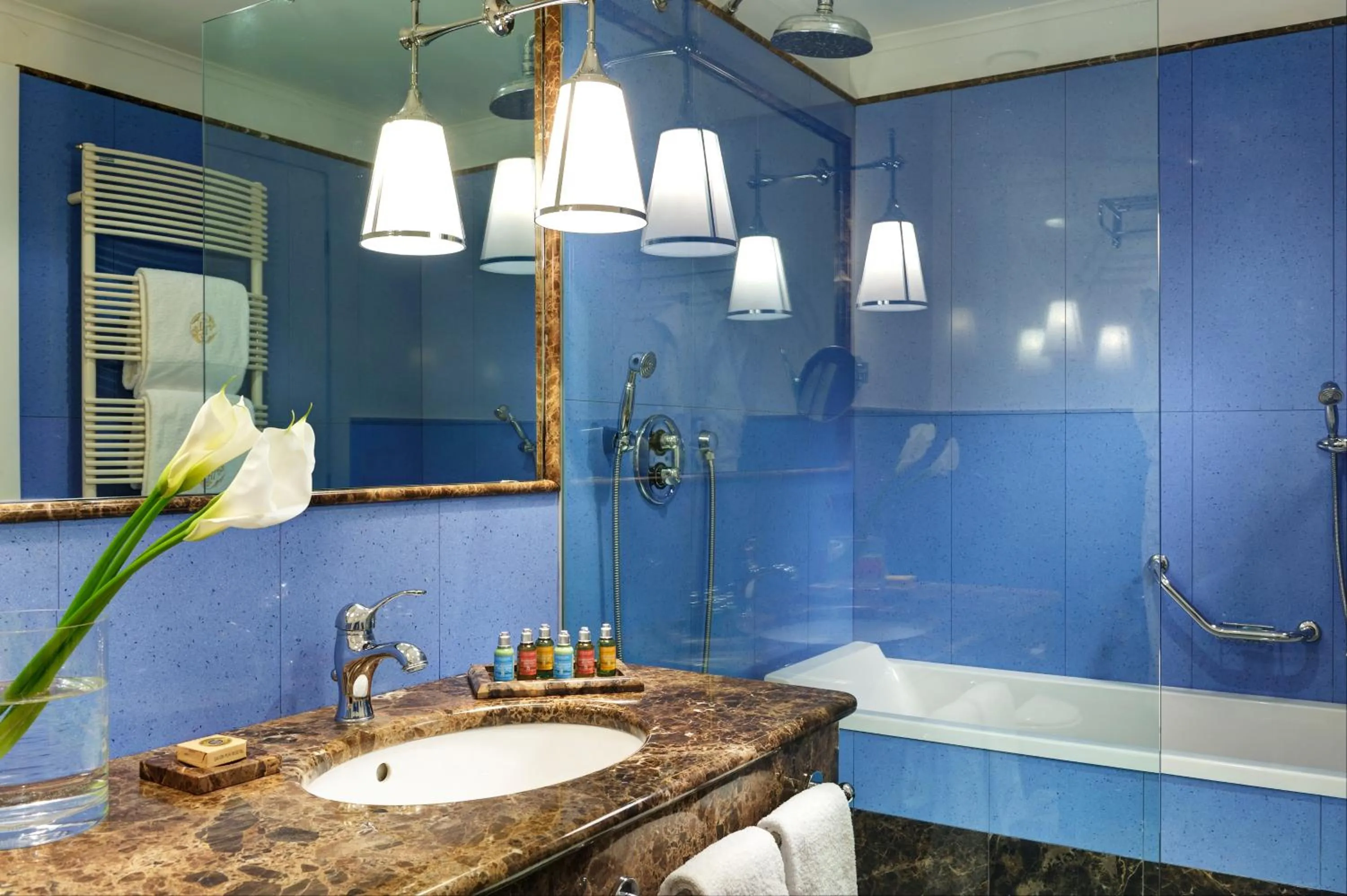 Bathroom in Castello Dal Pozzo Resort Lago Maggiore - Preferred Hotels & Resorts