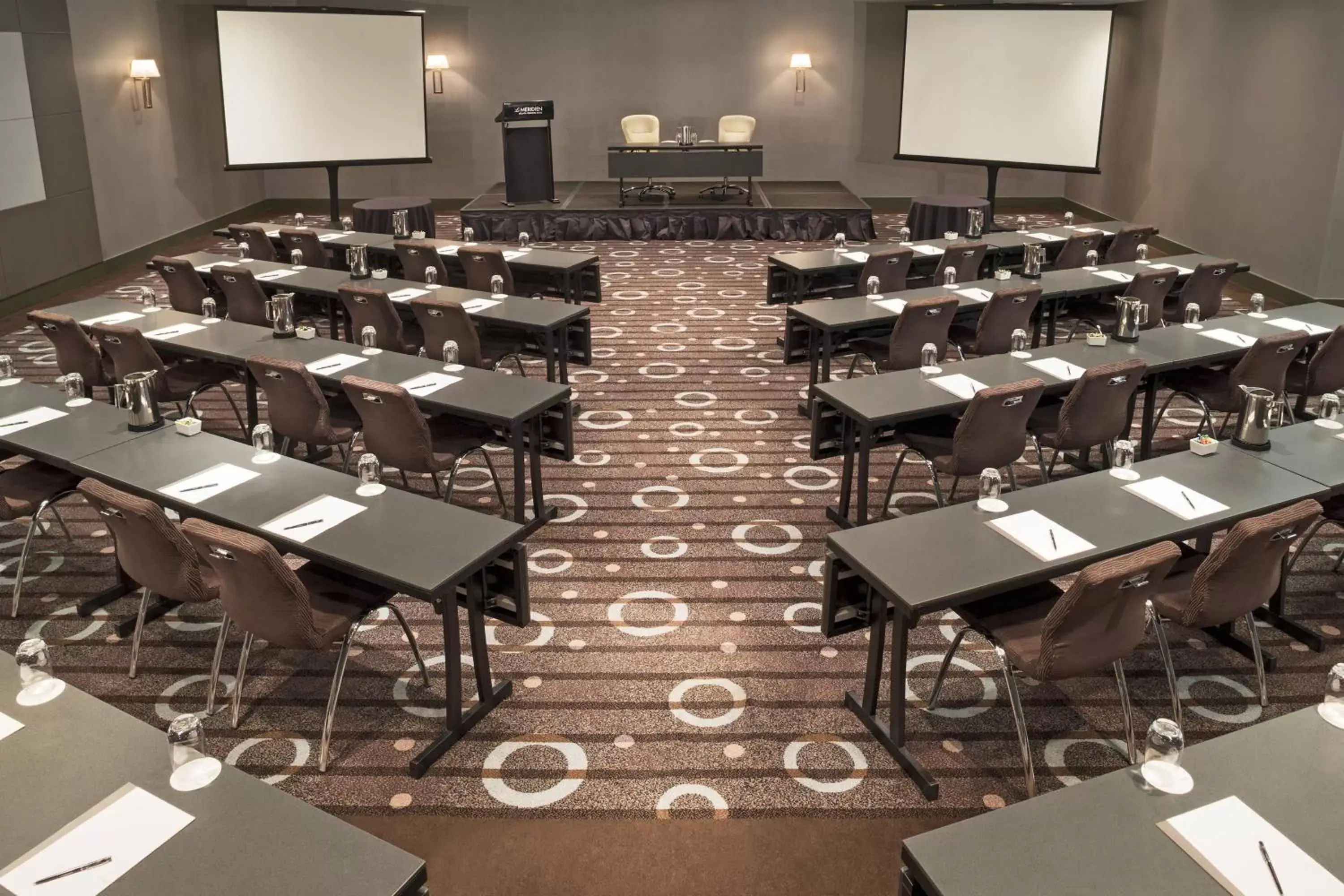 Meeting/conference room in Le Meridien Atlanta Perimeter