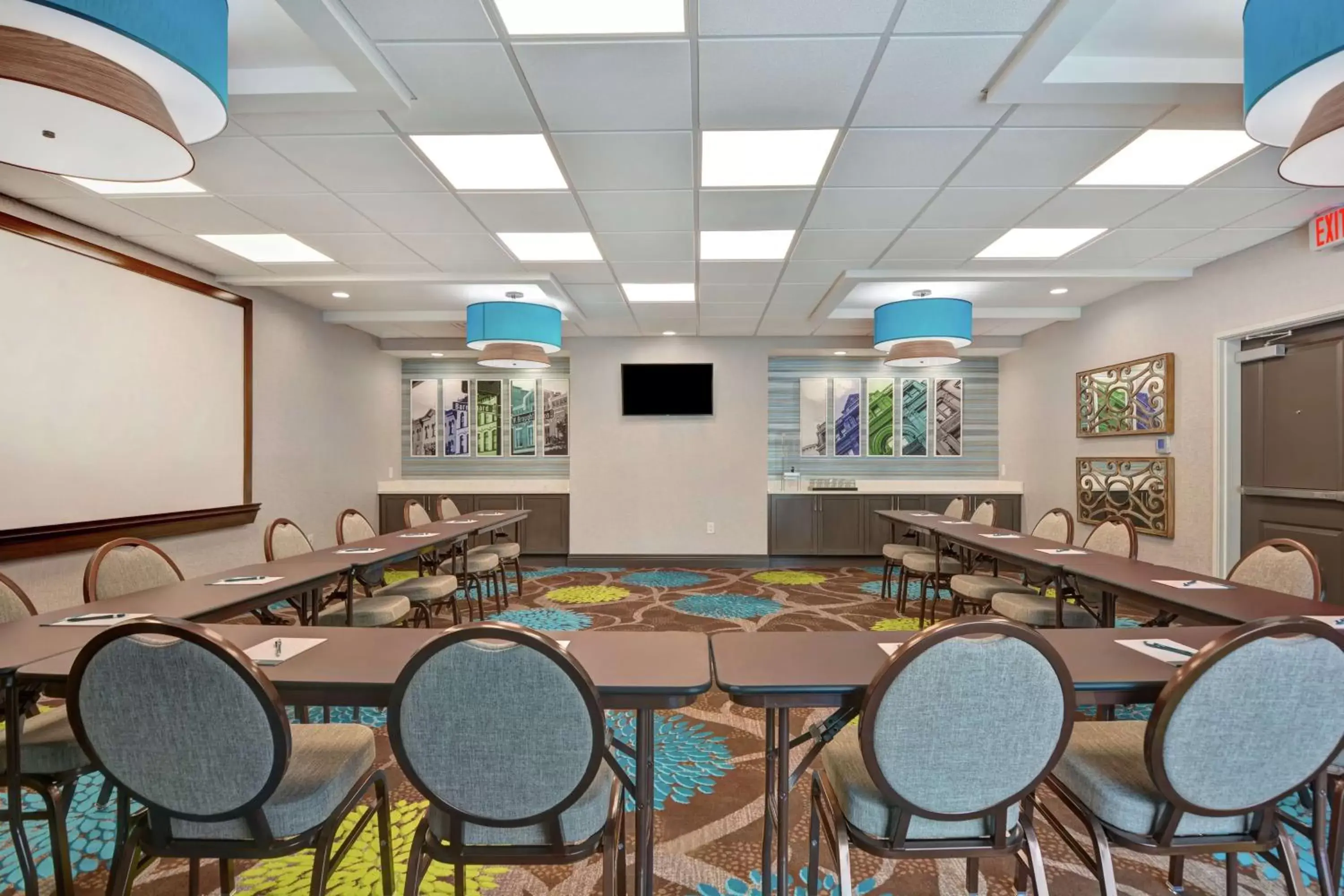 Meeting/conference room, Restaurant/Places to Eat in Homewood Suites By Hilton Savannah Airport