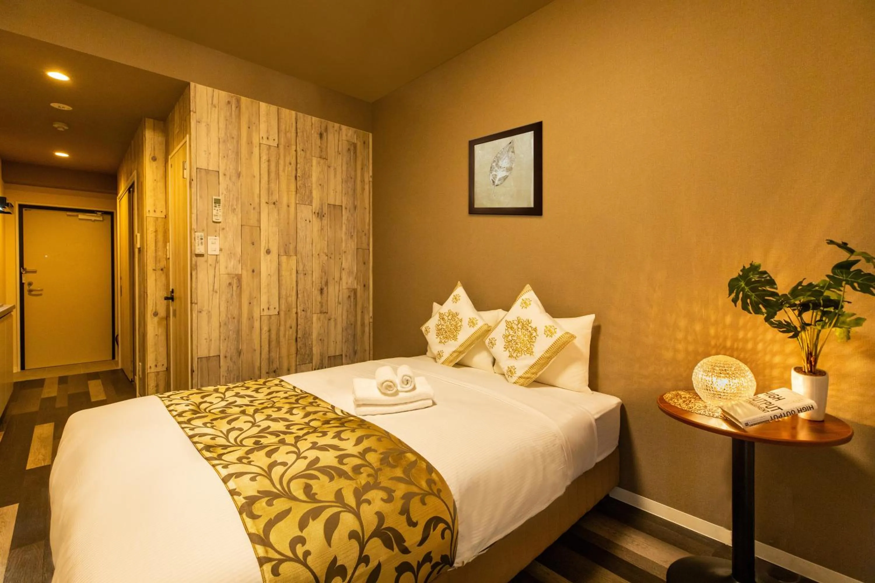 Bed in Mr. Kinjo in MIHARA