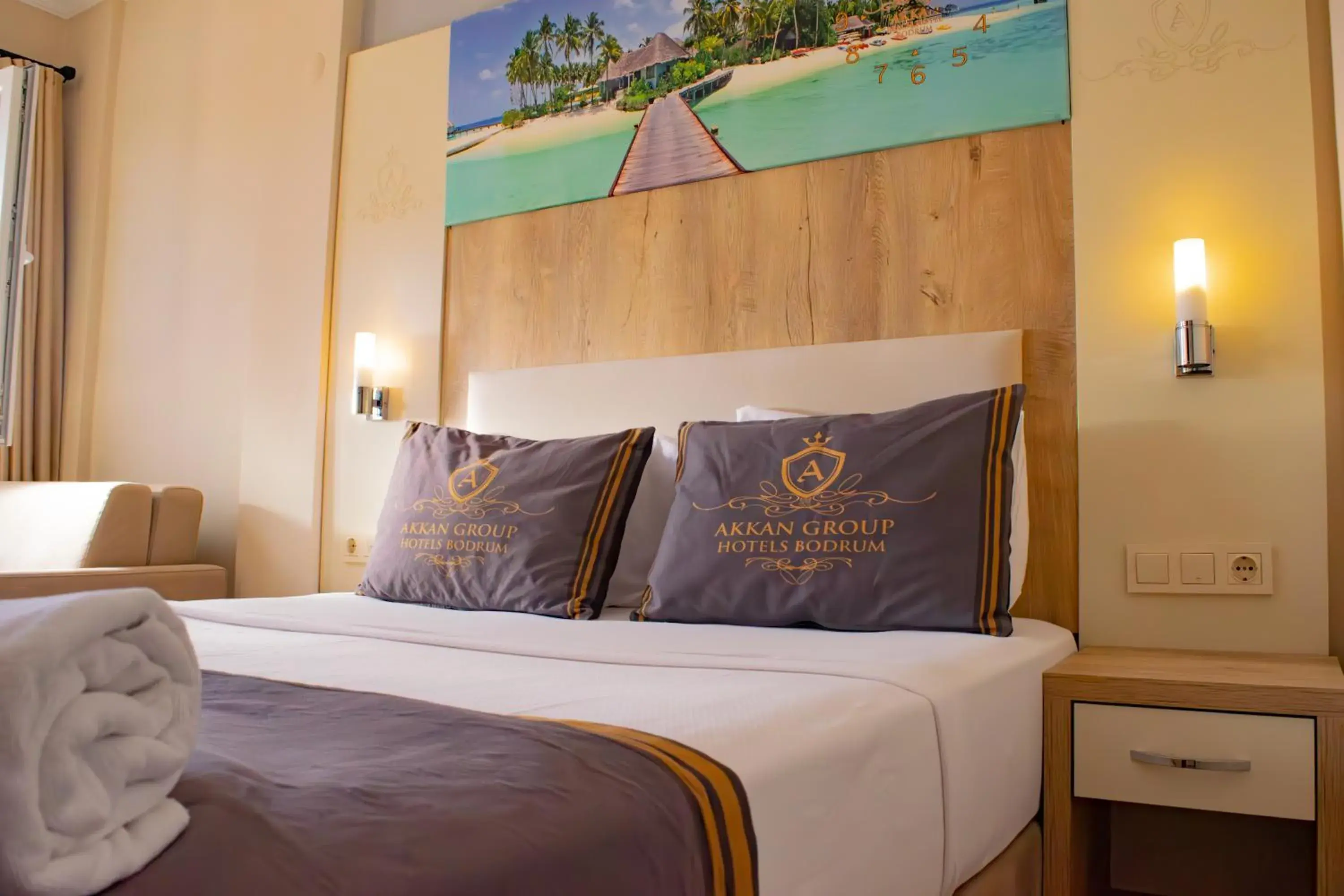 Bed in Akkan Beach Hotel