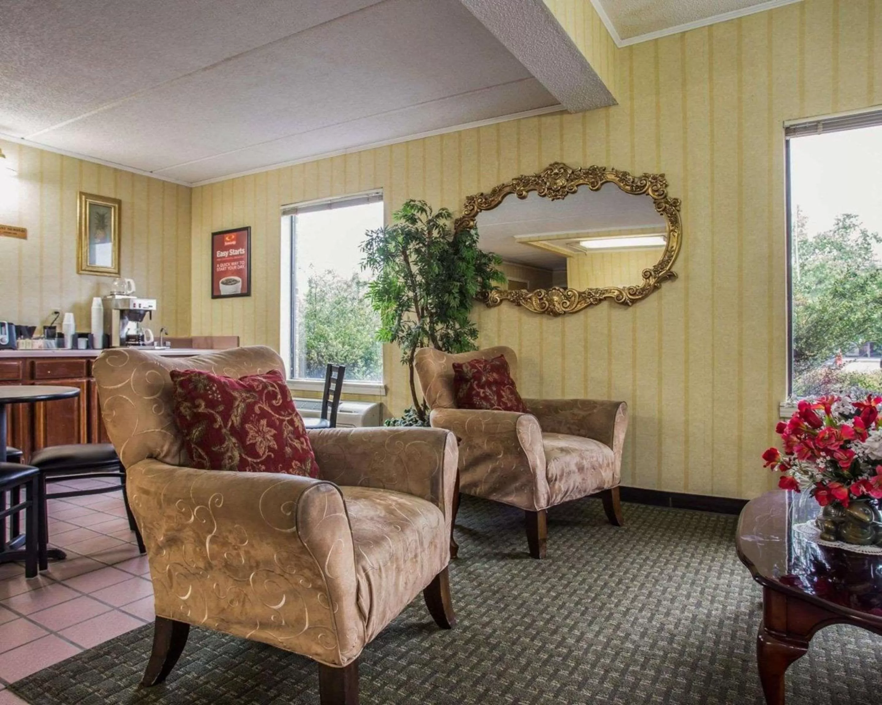 Lobby or reception in Econo Lodge Inn & Suites