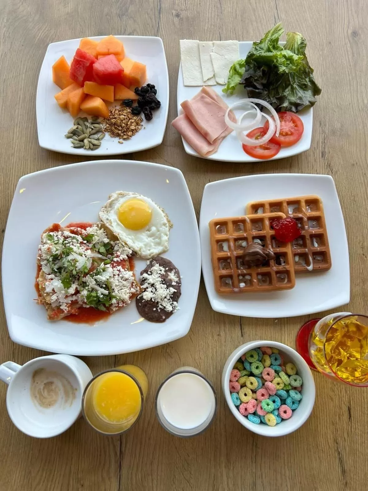 Breakfast in Ibis Mexico Perinorte