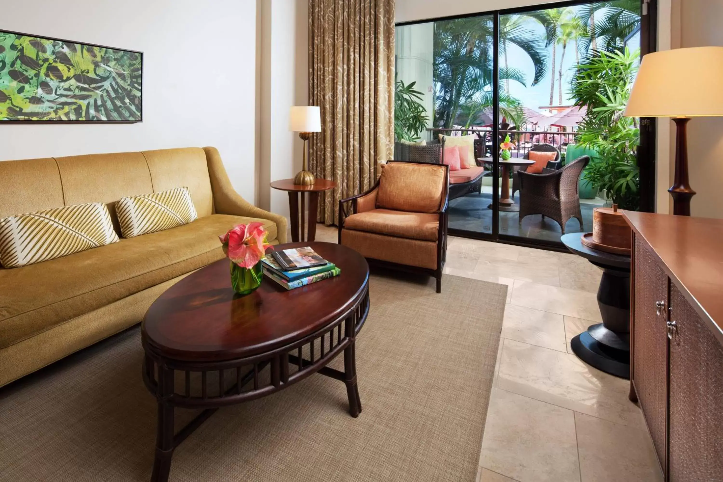 Photo of the whole room, Seating Area in The Royal Hawaiian, A Luxury Collection Resort, Waikiki