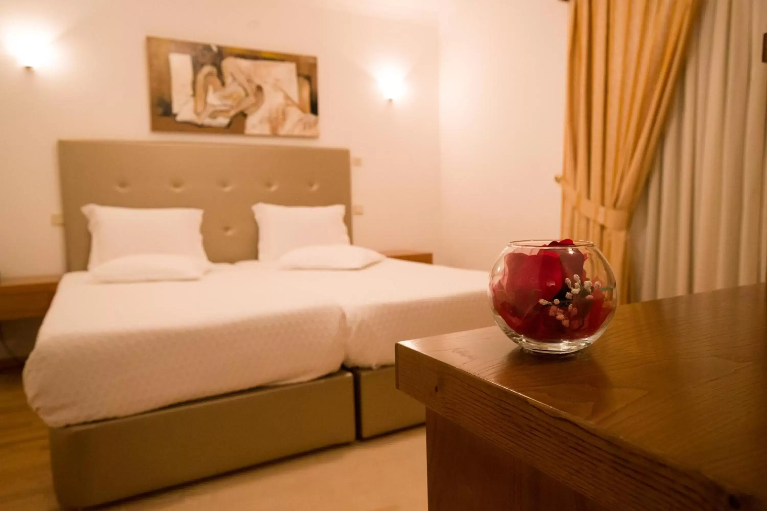 Bedroom, Bed in Hotel Estalagem Turismo