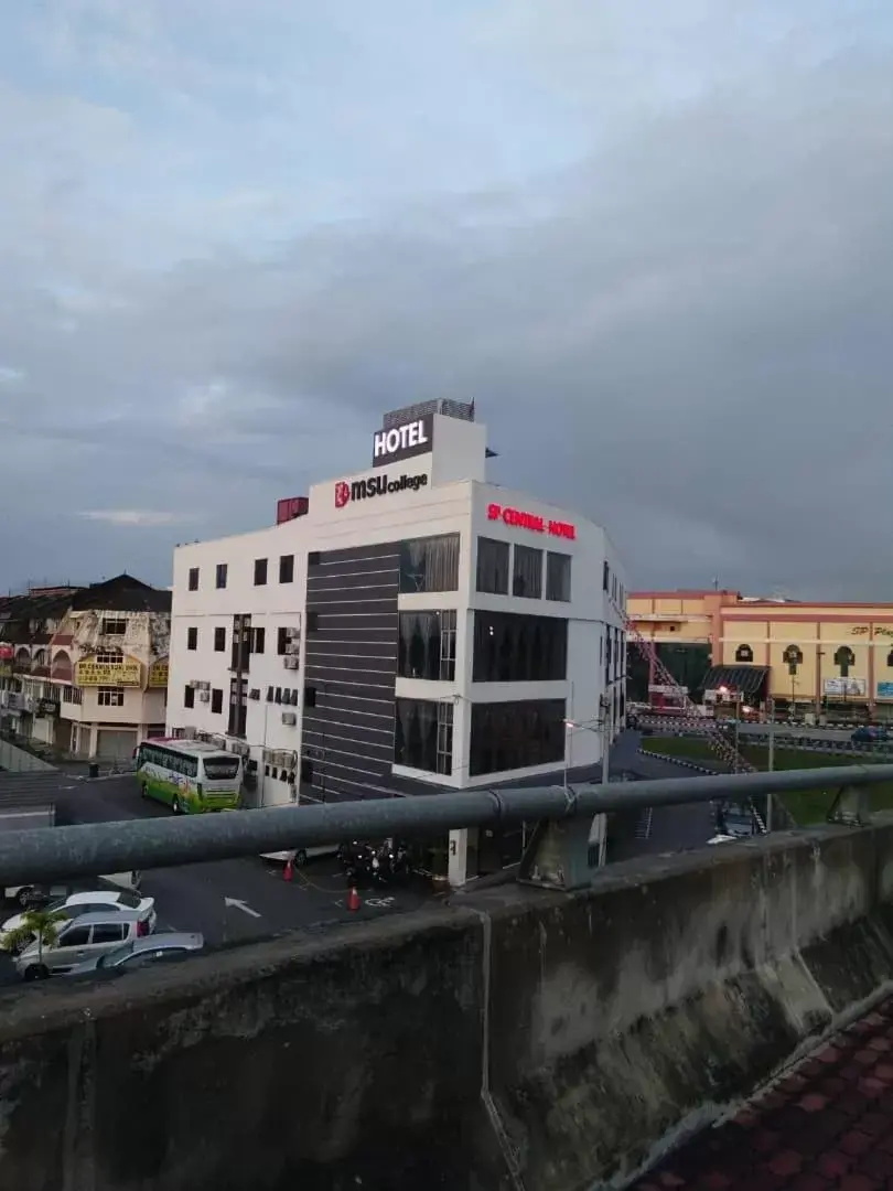 Property building in Sp Central Hotel Property building in Sp Central Hotel