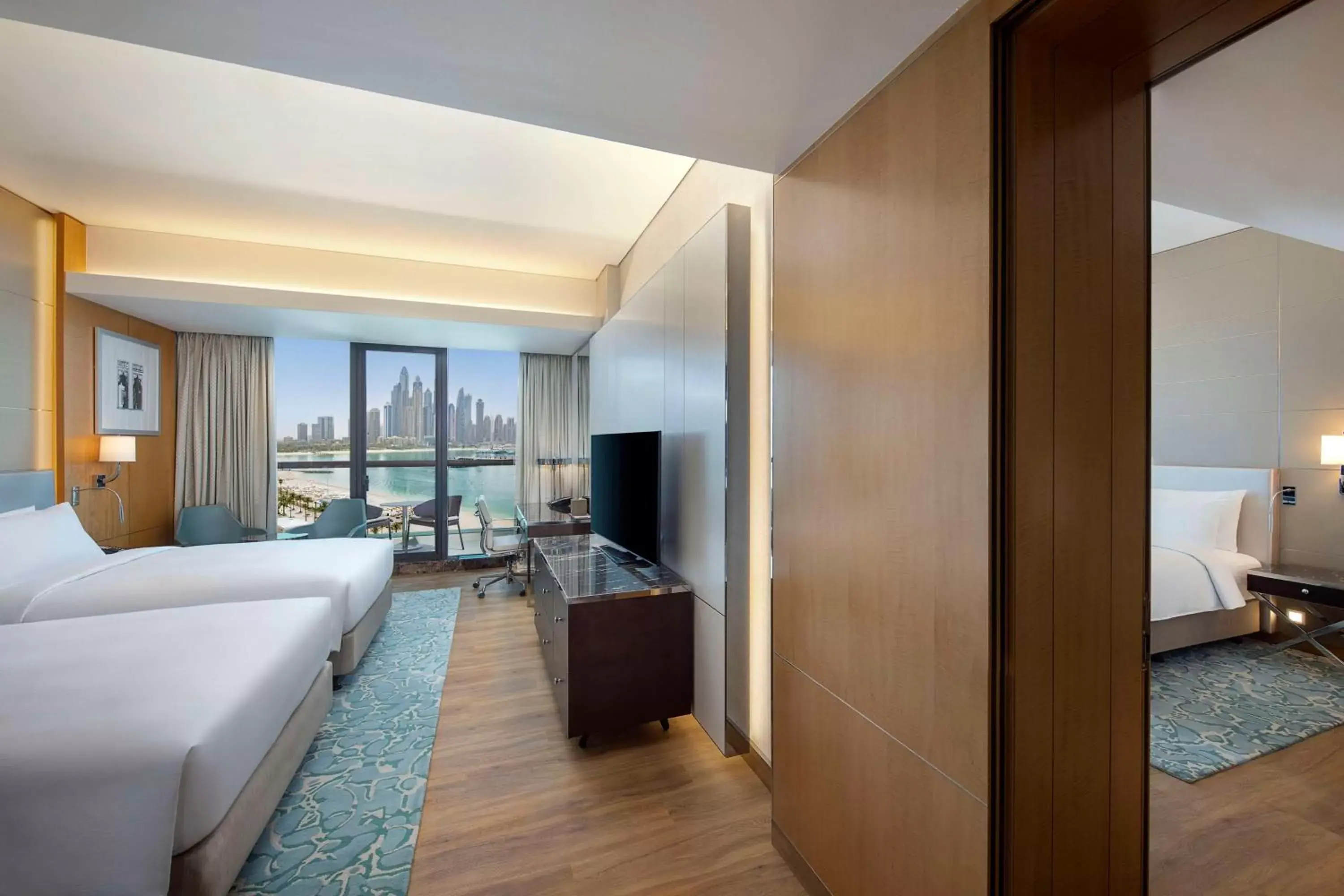 Bedroom, Seating Area in Hilton Dubai Palm Jumeirah