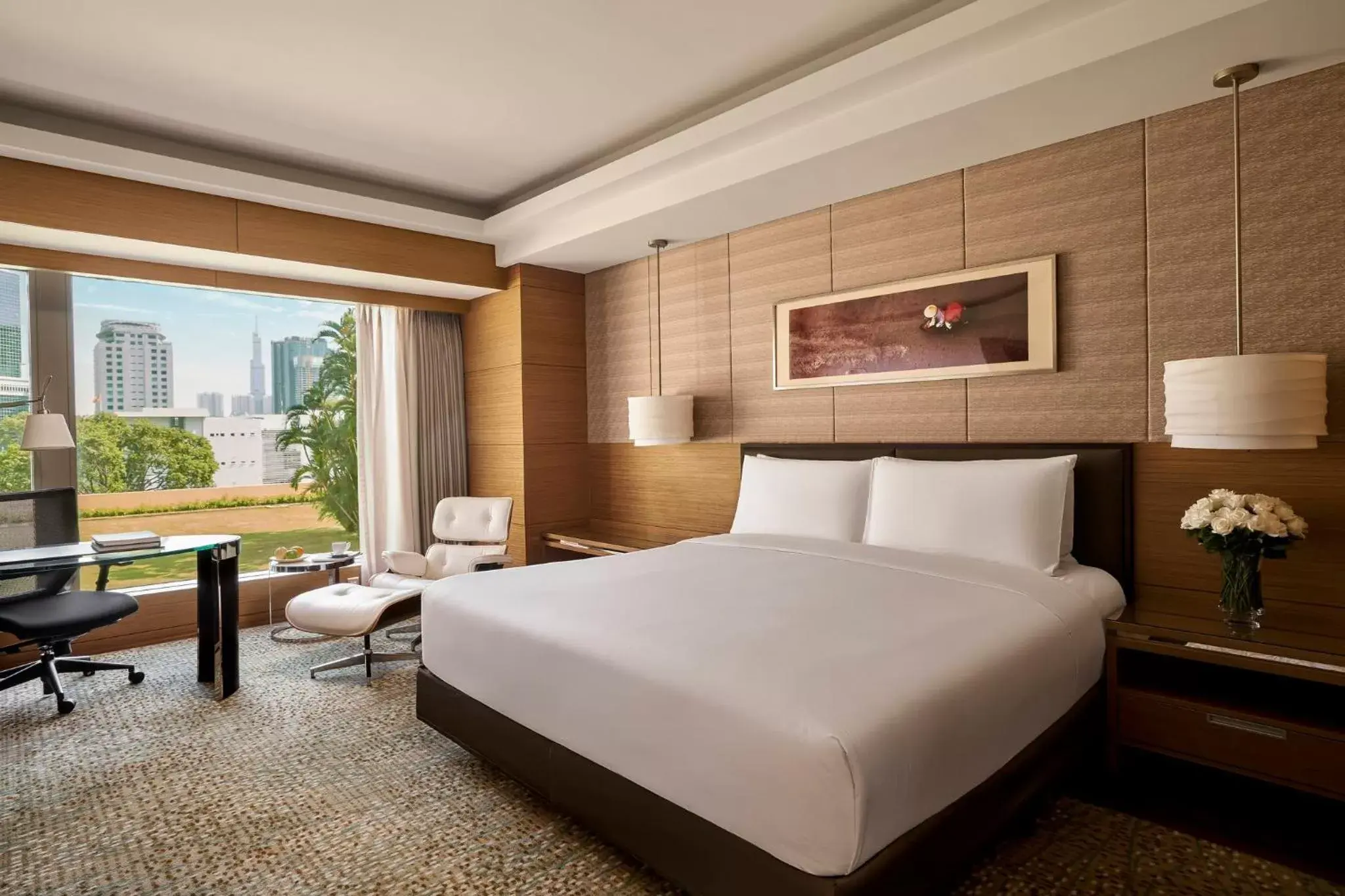 Photo of the whole room, Bed in InterContinental Saigon, an IHG Hotel