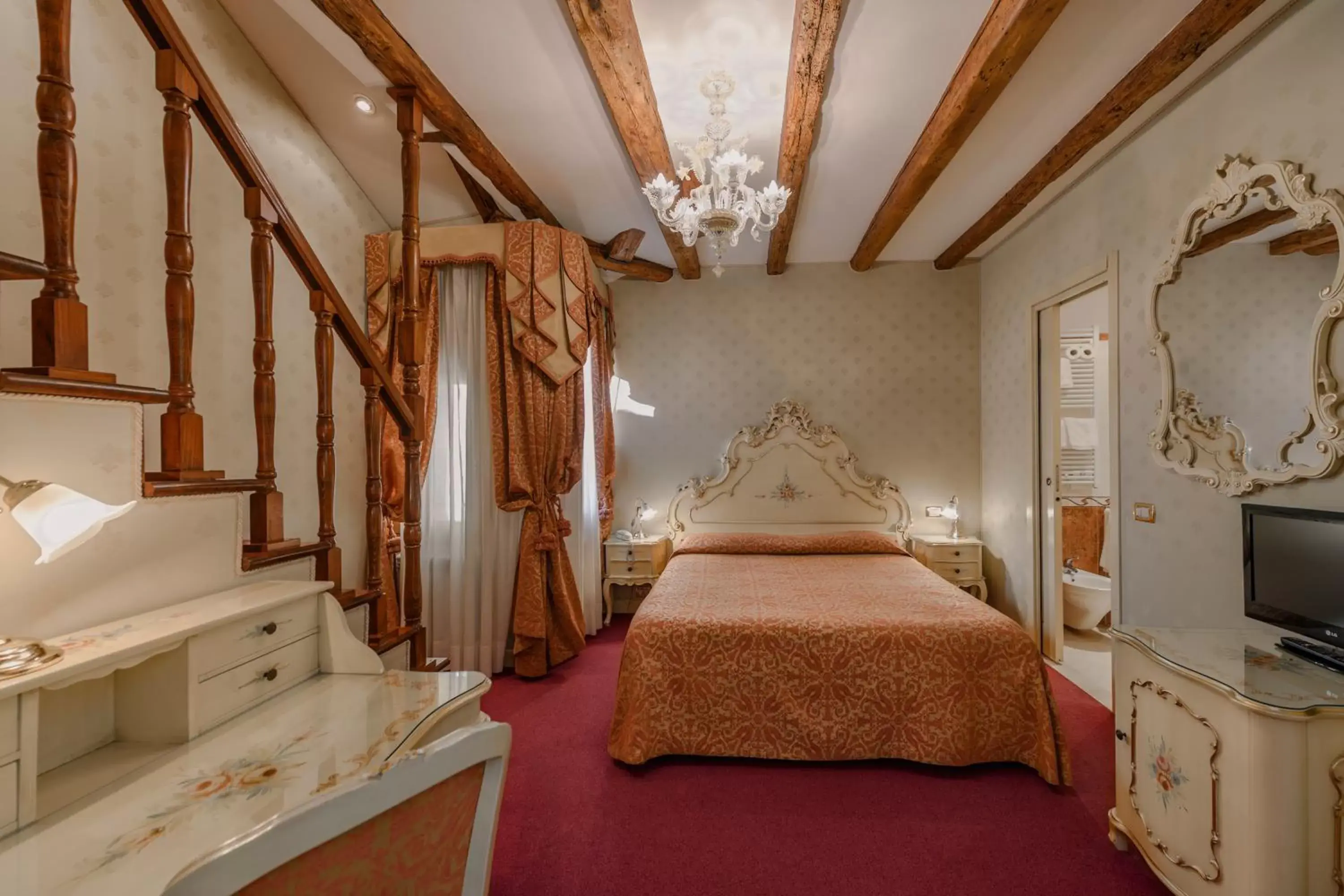 Bedroom, Bed in Locanda Al Leon