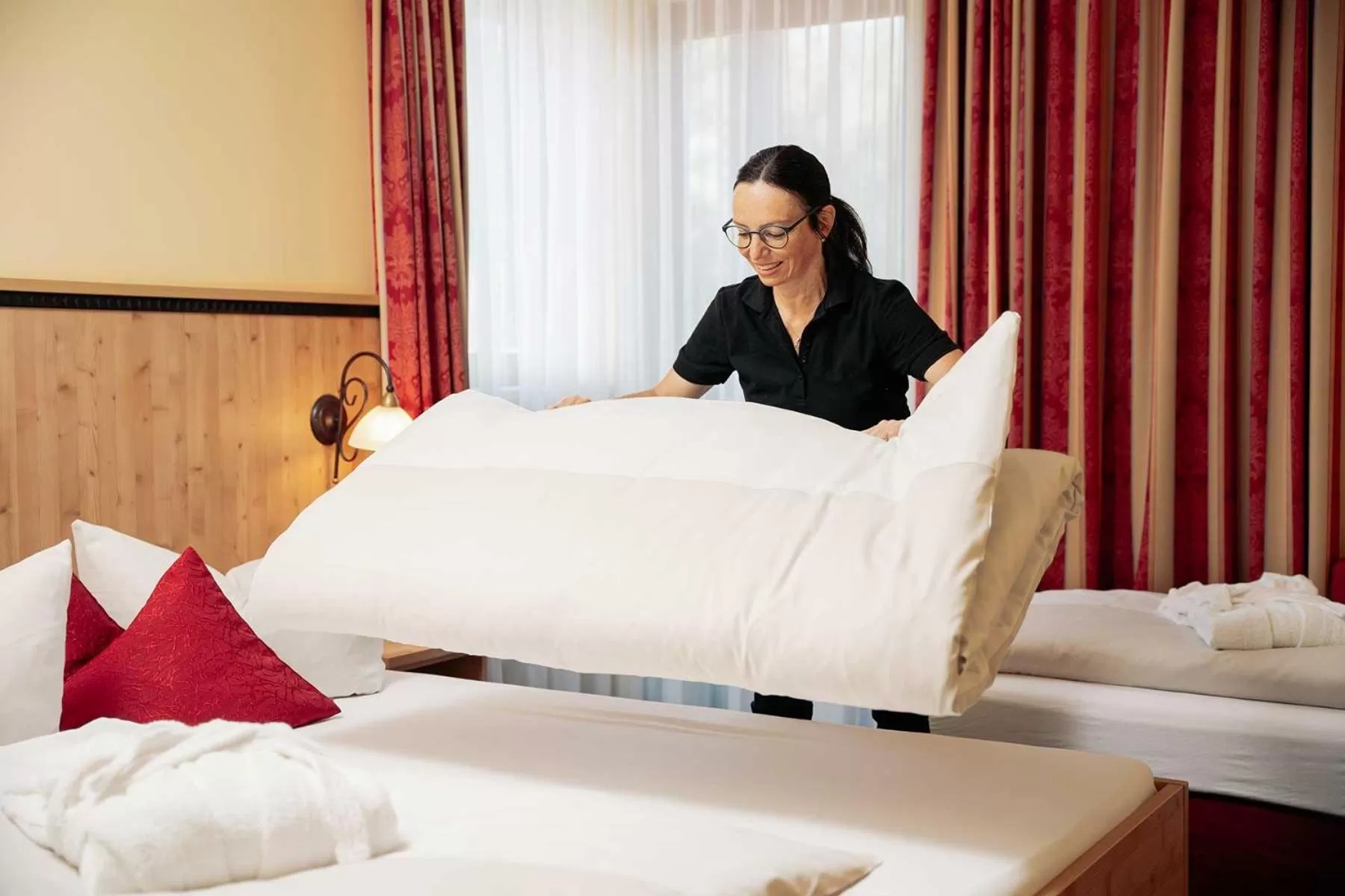 Staff, Bed in Hotel Park Cafe Reichl
