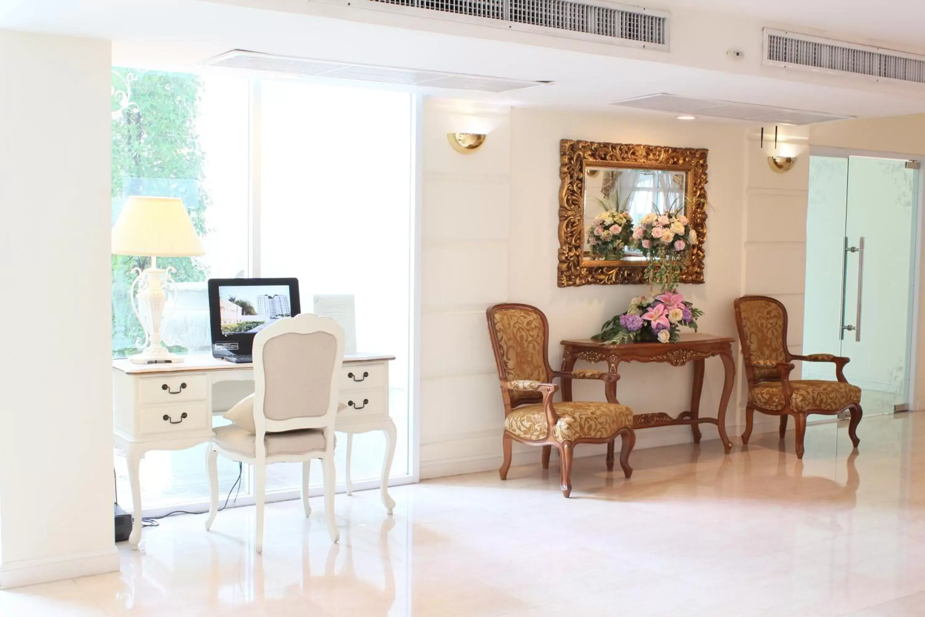 Lobby or reception in Romance Hotel Bangna