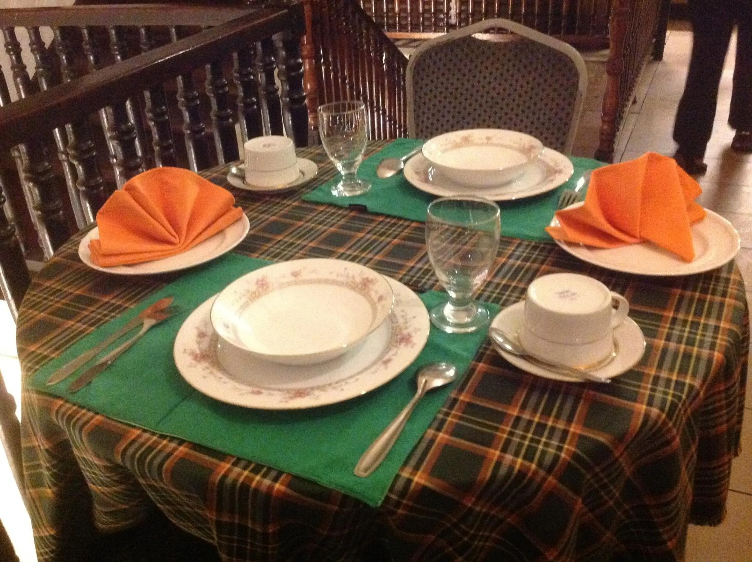 Restaurant/places to eat in 256 Townhouse Rest