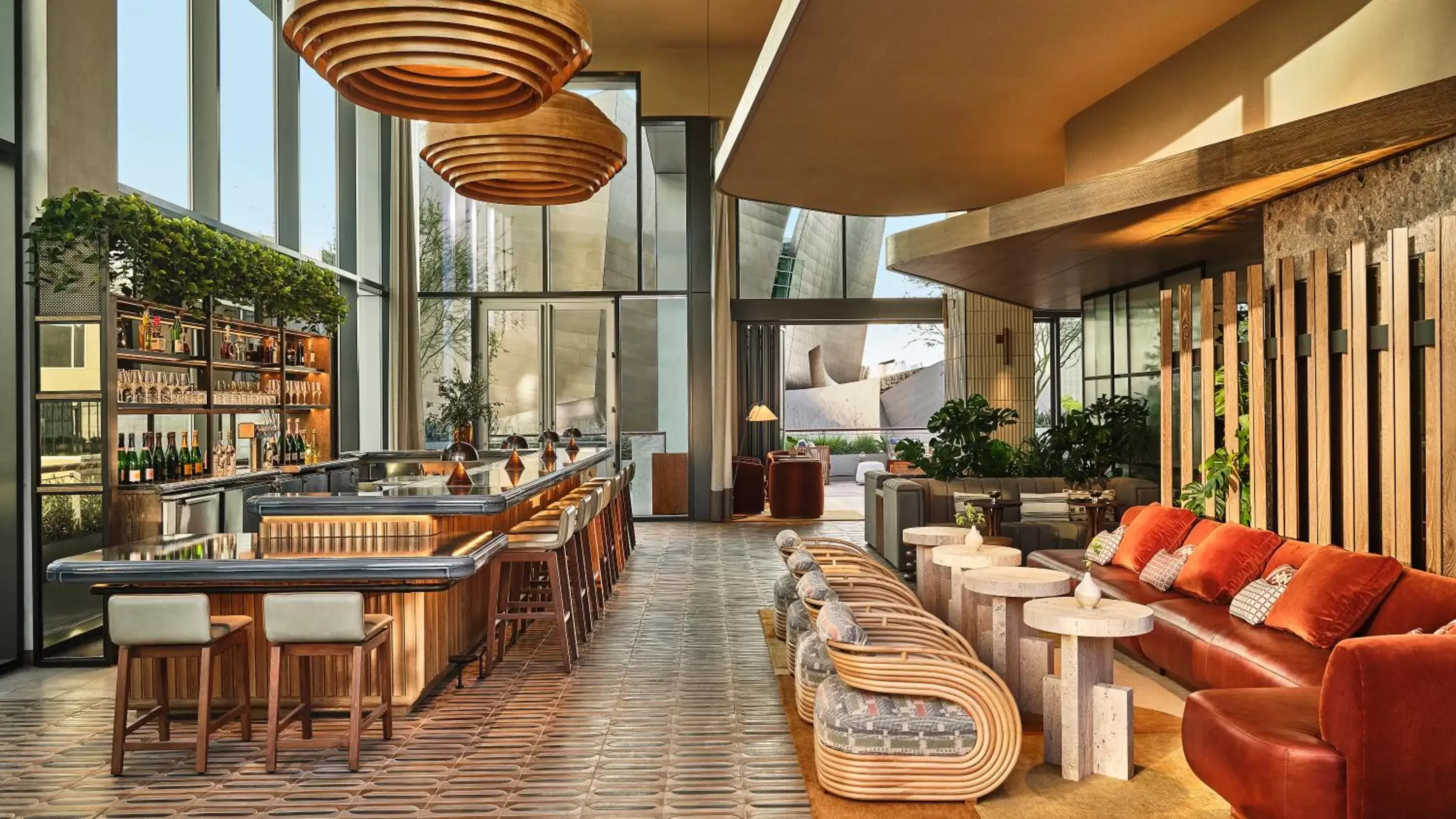 Restaurant/places to eat, Lounge/Bar in Conrad Los Angeles