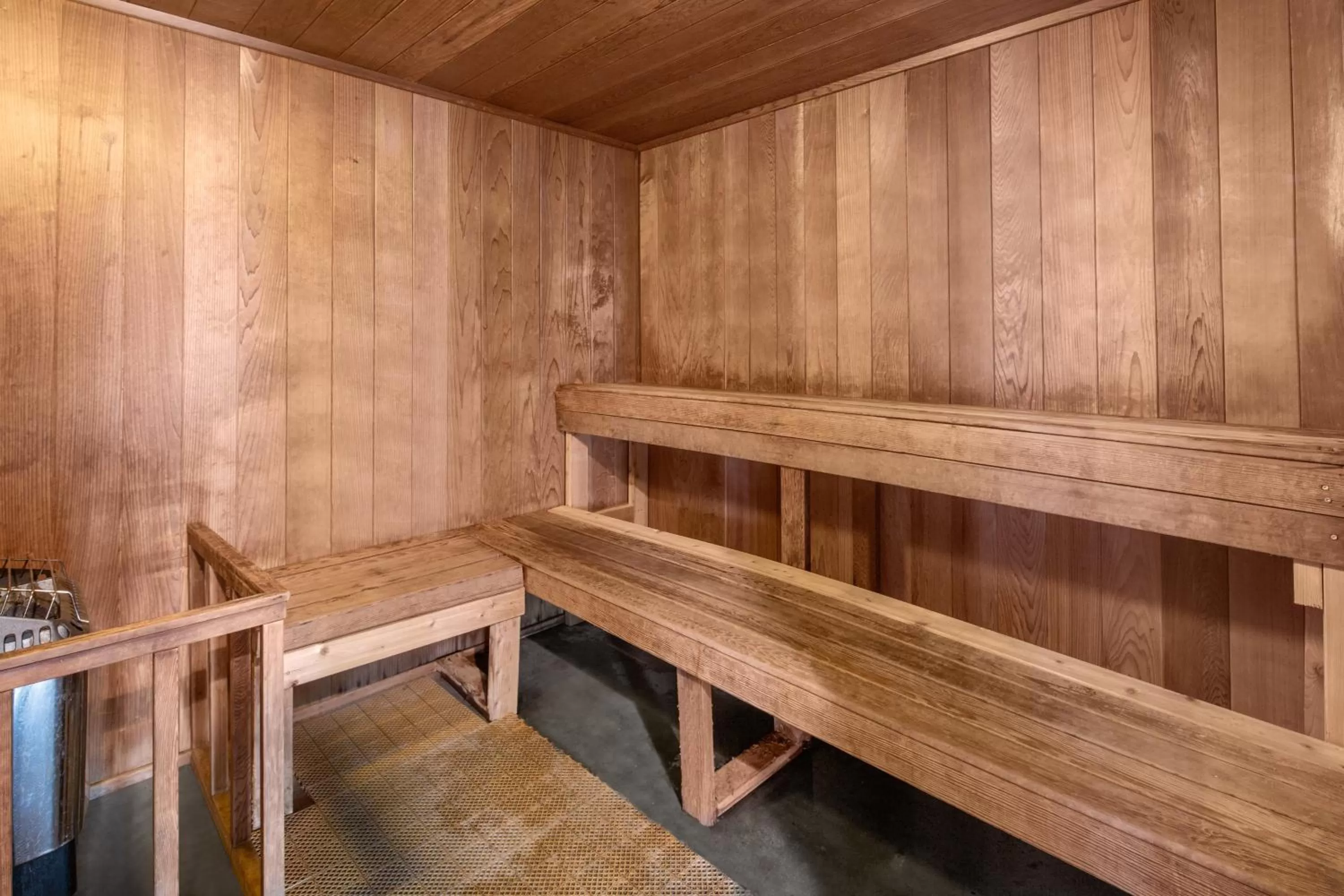 Decorative detail in Holiday Inn Express Hotel & Suites Bishop by IHG