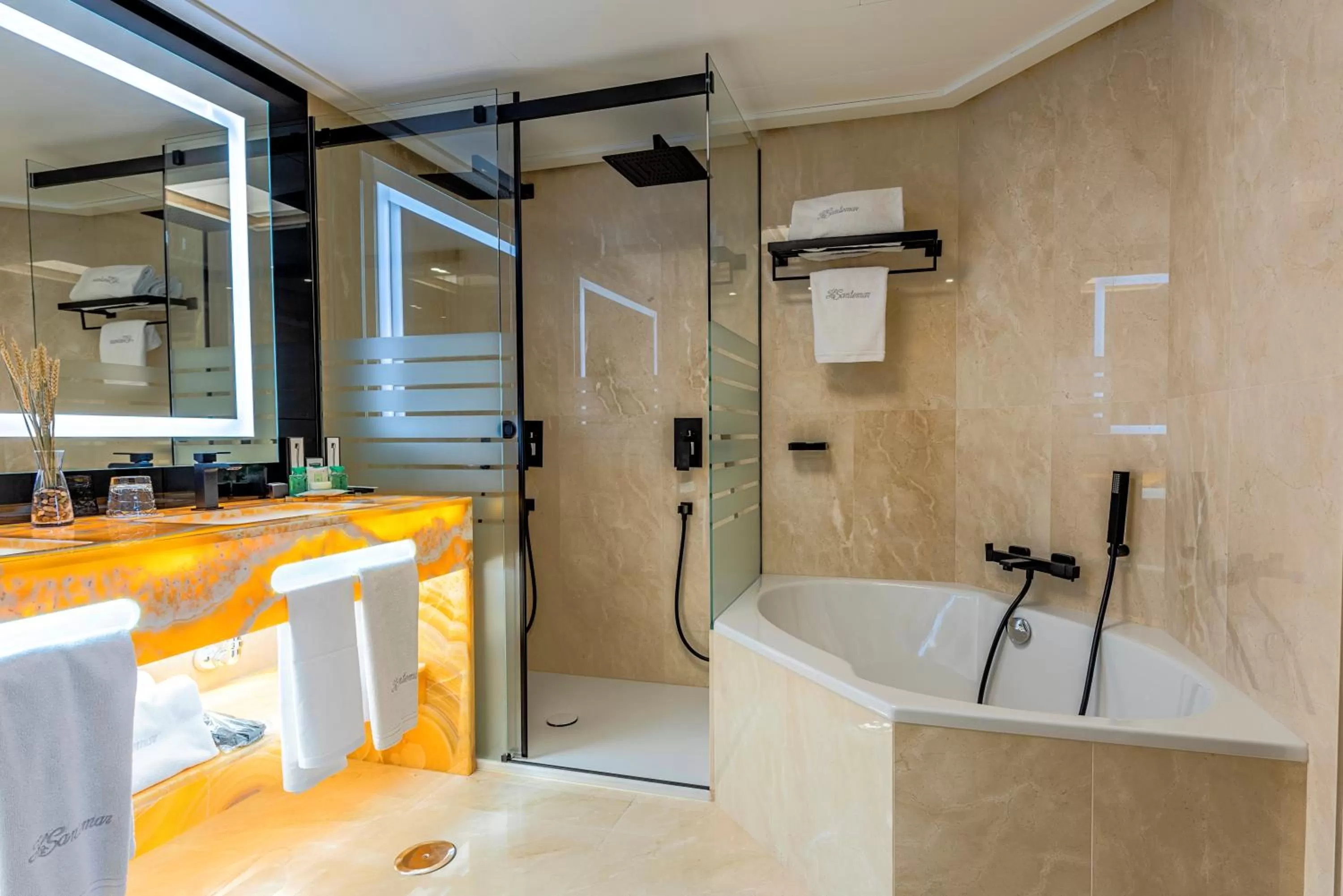 Bathroom in Santemar