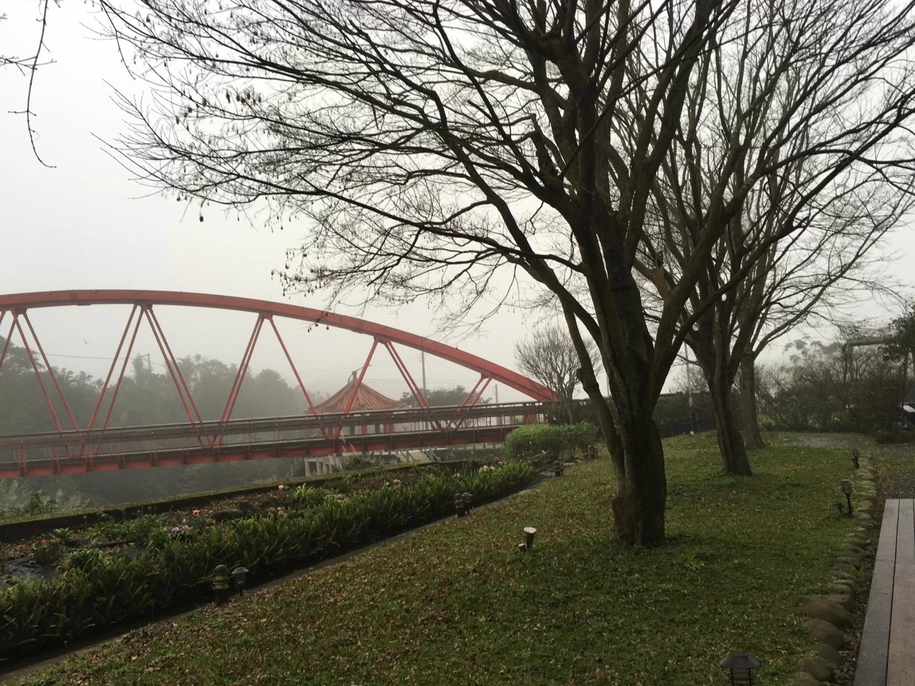 Garden in Rainbow Bridge B&B