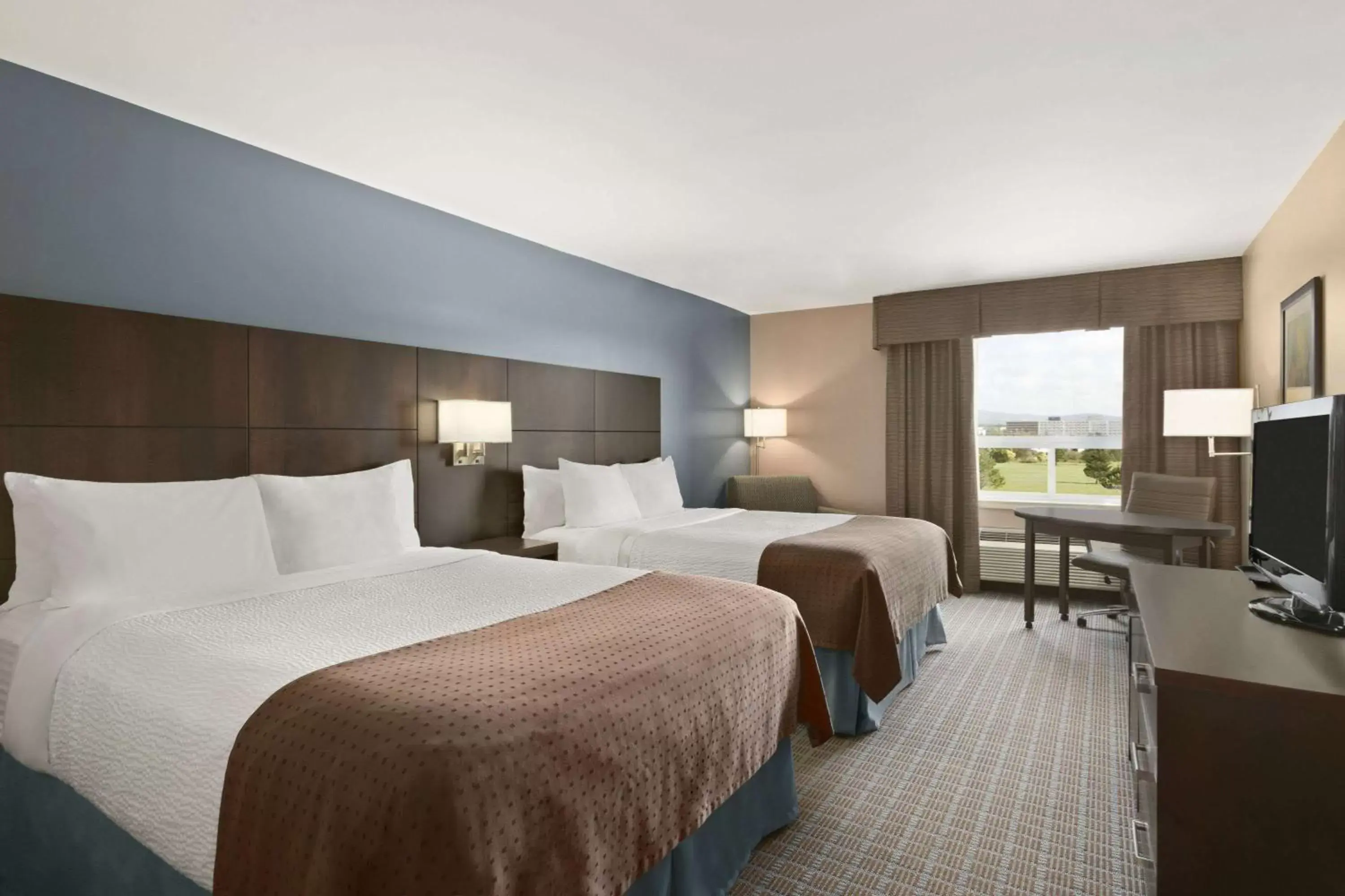Photo of the whole room, Bed in Days Inn by Wyndham Stephenville Photo of the whole room, Bed in Days Inn by Wyndham Stephenville