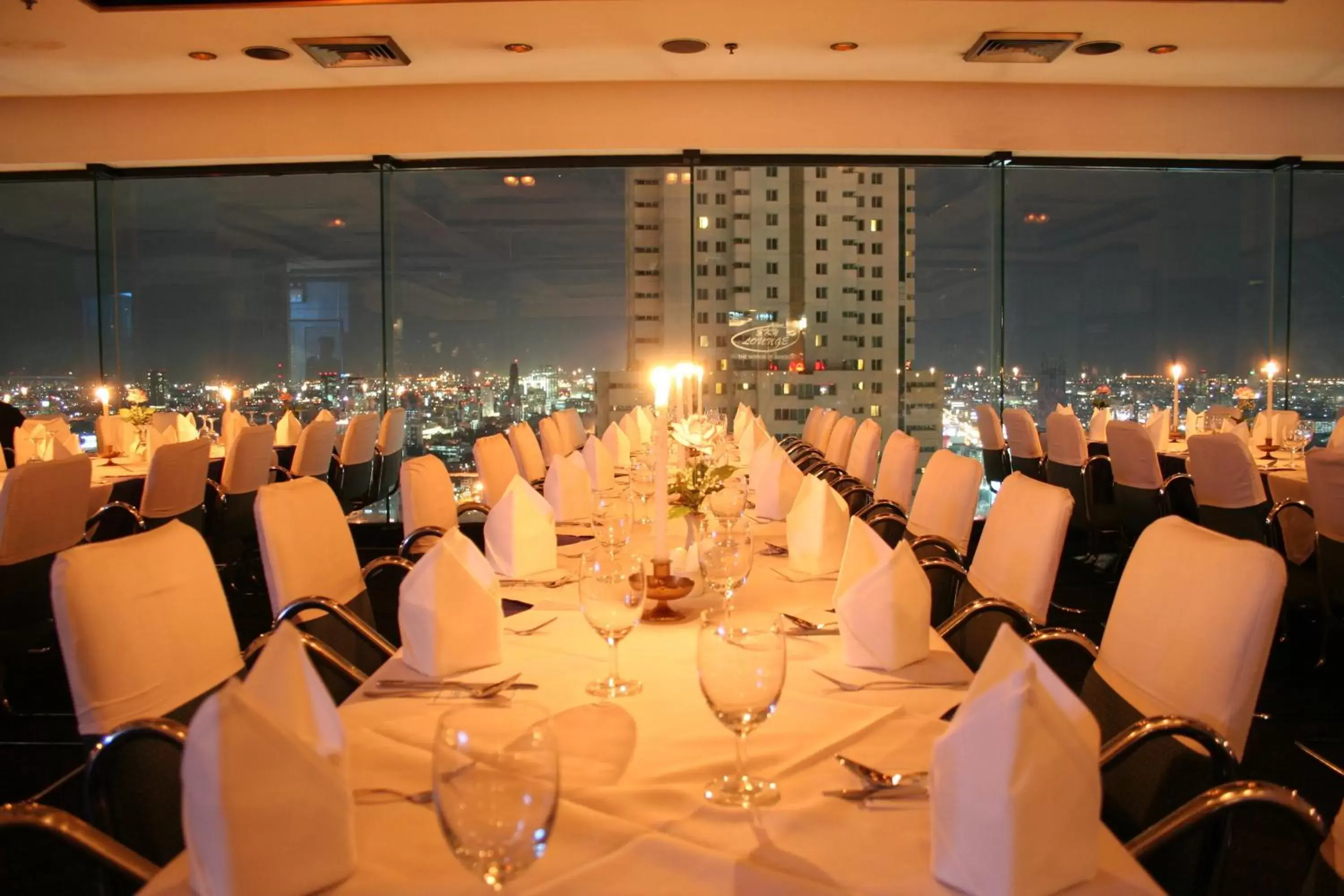 Restaurant/places to eat, Banquet Facilities in Baiyoke Suite Hotel