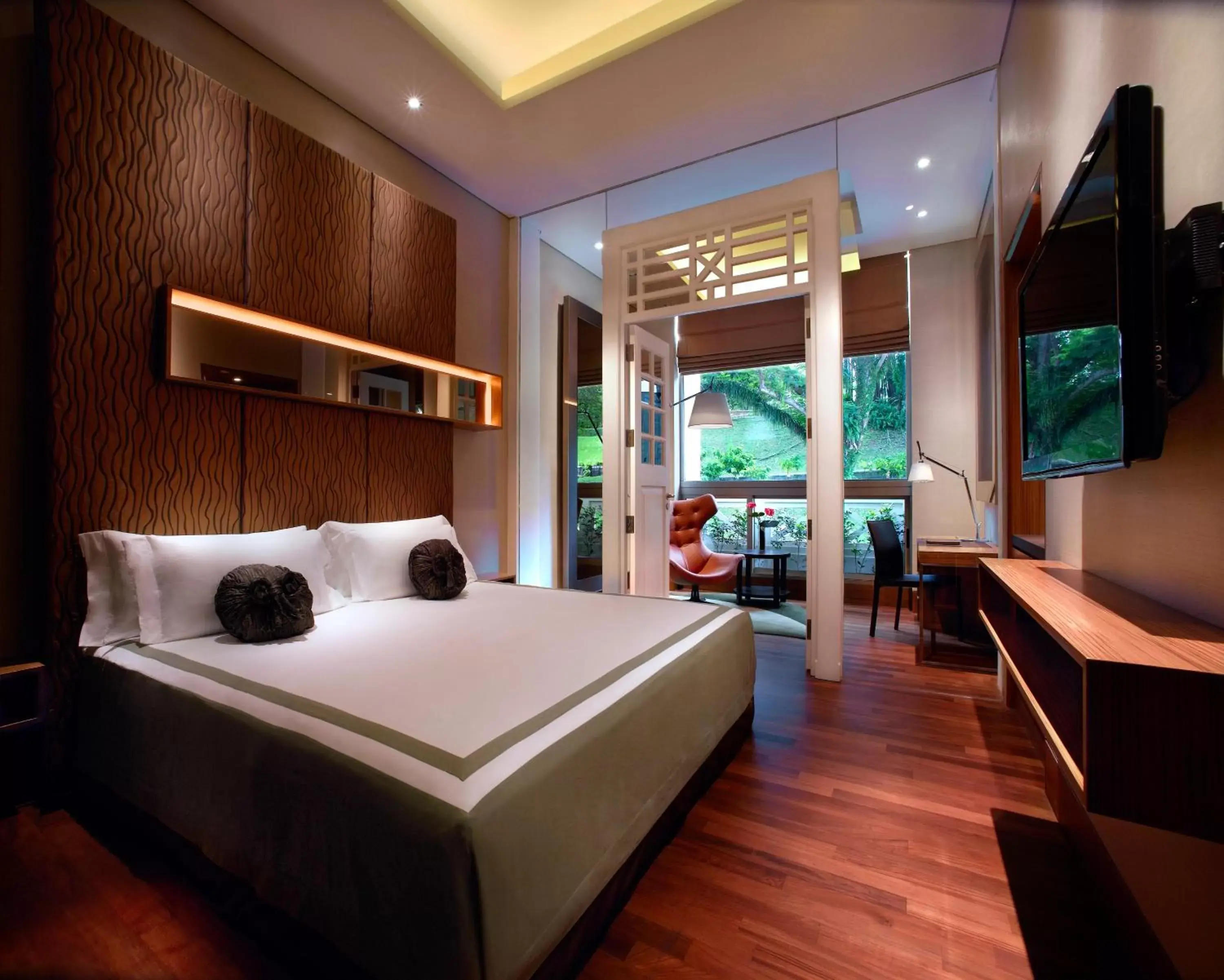 Bed in Hotel Fort Canning