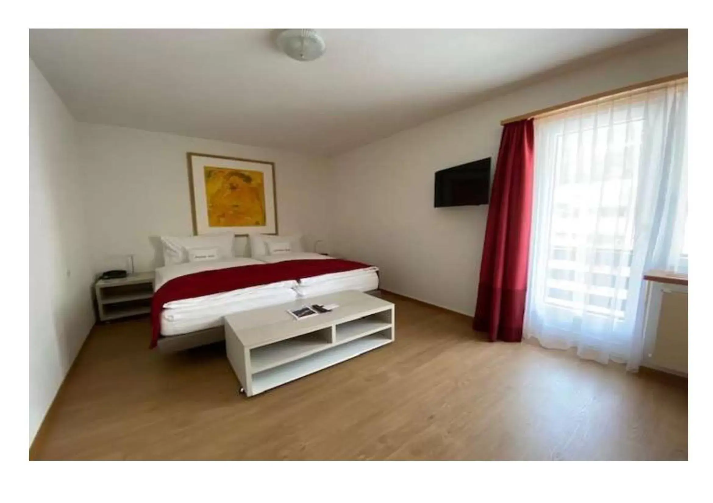 Bedroom, Bed in Hotel Sonne St. Moritz 3* Superior