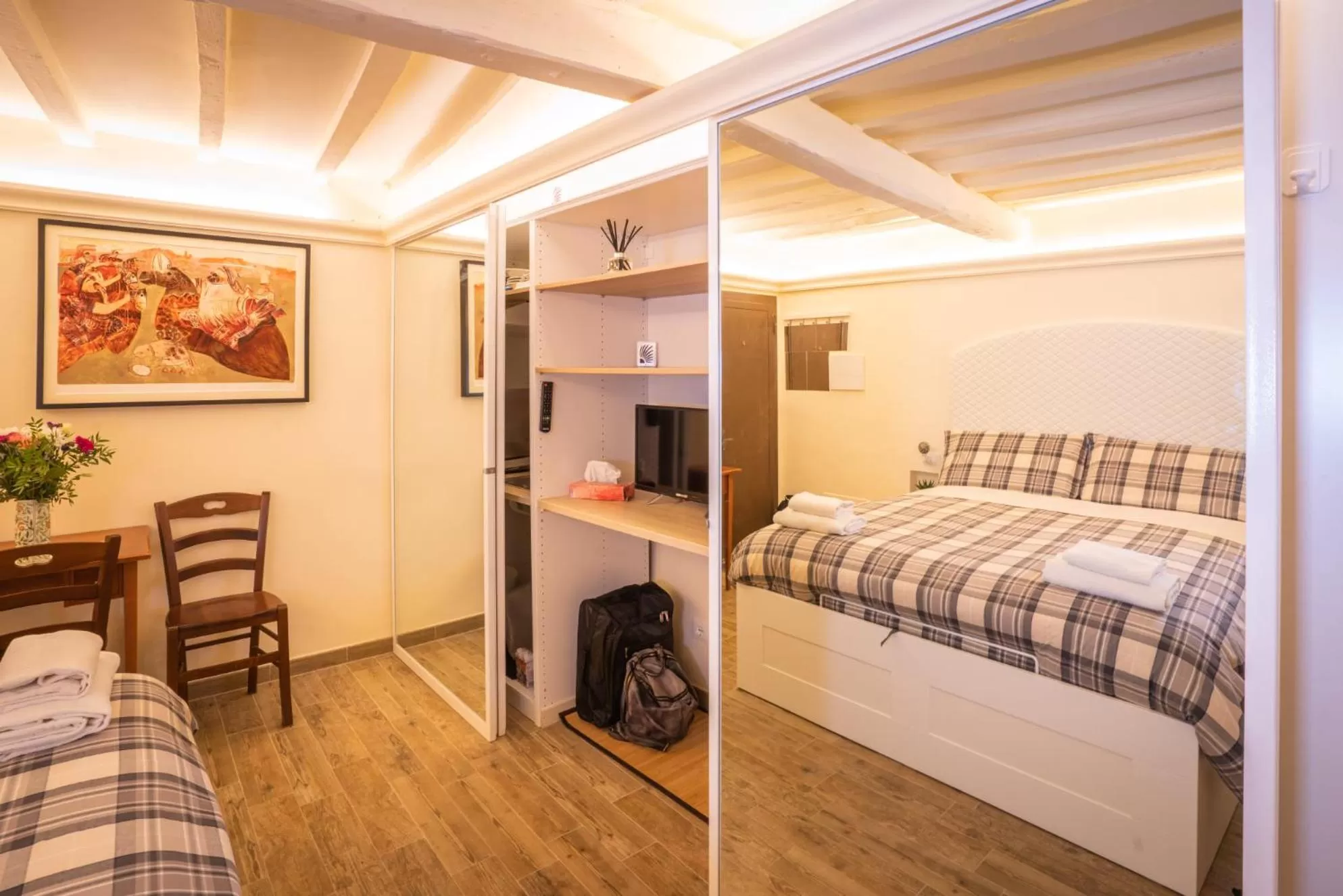 Bed in GB apartments