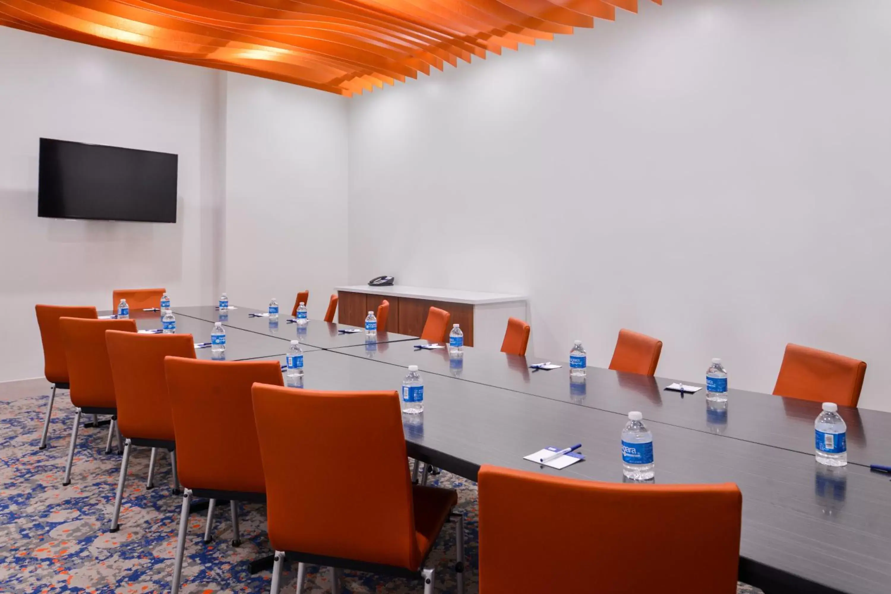 Meeting/conference room in Holiday Inn Express New Orleans - St Charles, an IHG Hotel