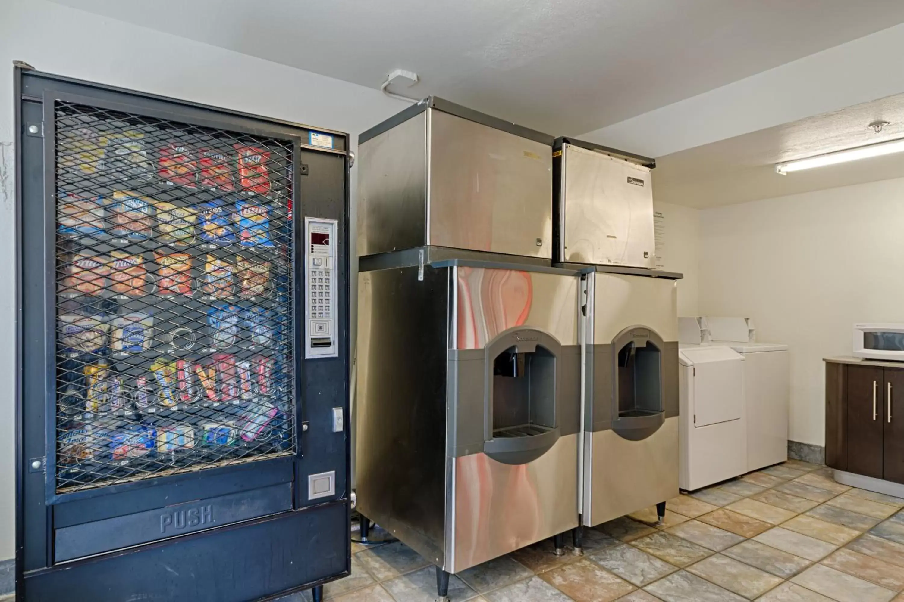 Restaurant/places to eat in Motel 6-Laurel, DC - Washington Northeast Restaurant/places to eat in Motel 6-Laurel, DC - Washington Northeast
