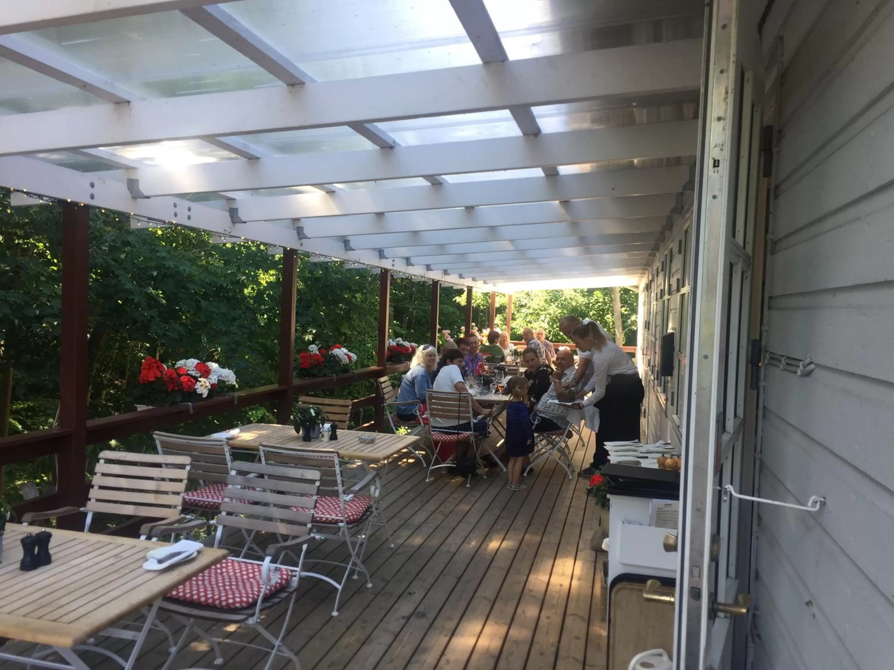 Restaurant/places to eat in Bromølle Kro