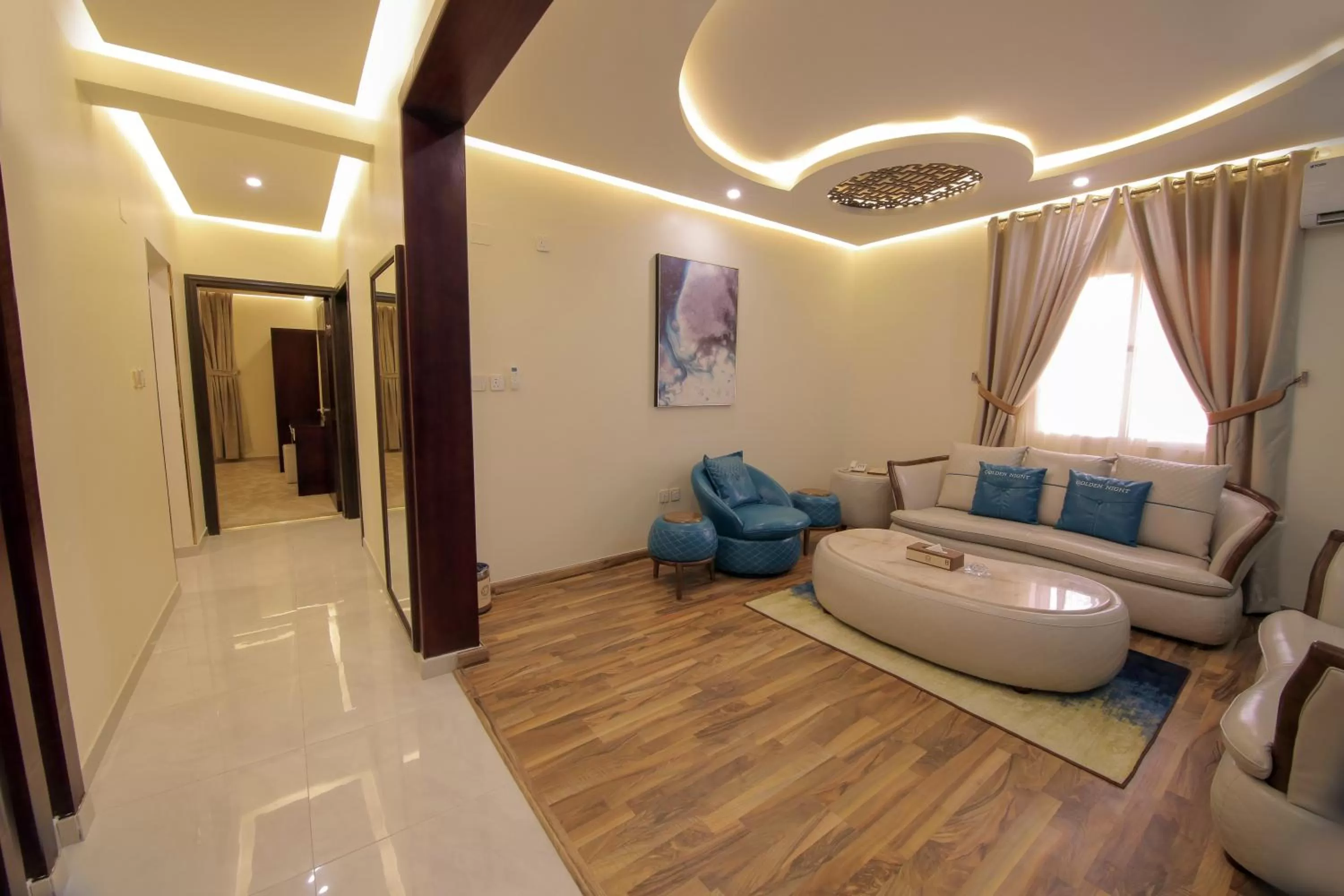 Seating area in فندق جولدن نايت Golden Night Hotel