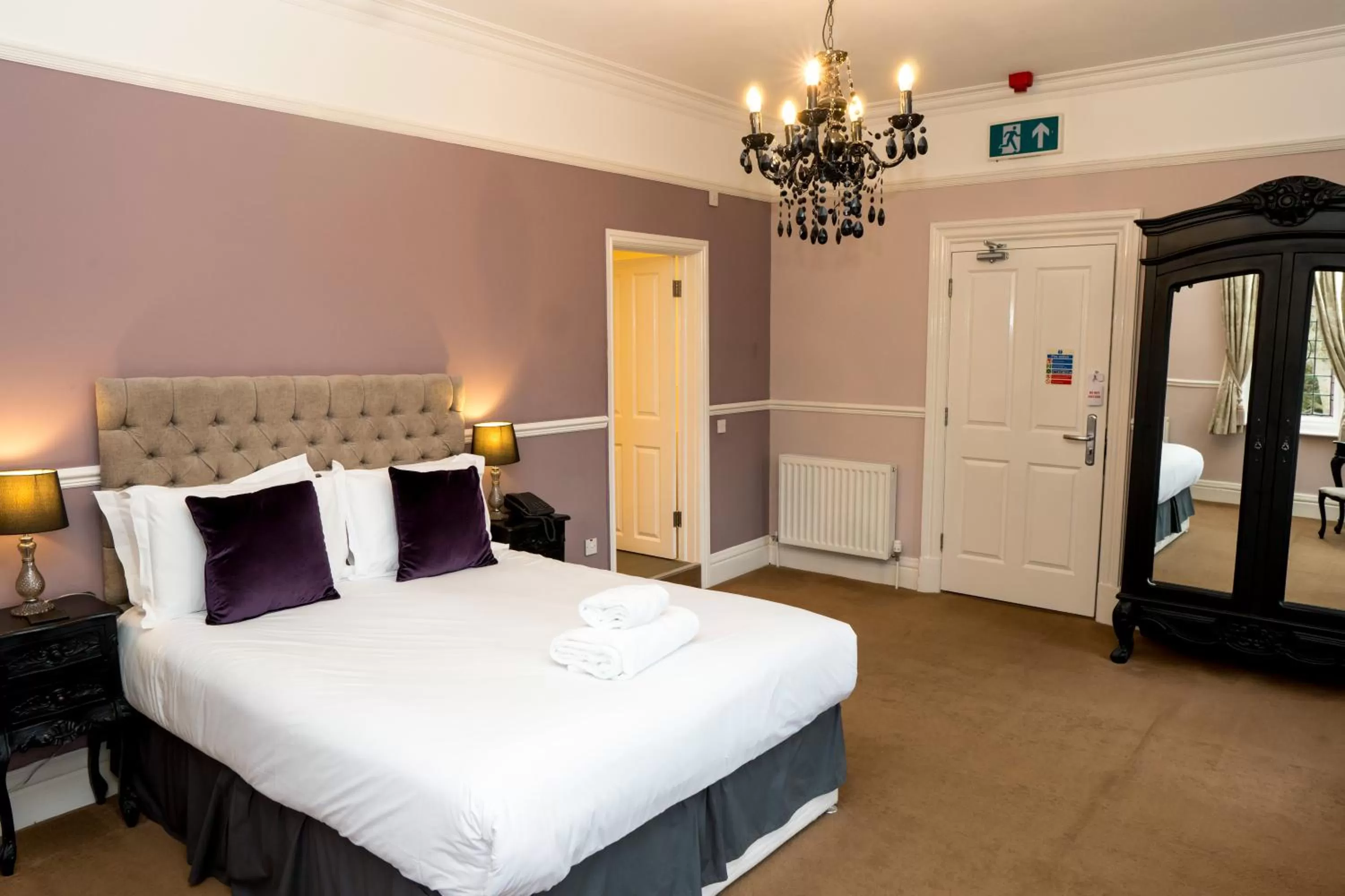 Bed in The Royal Oak, Kelsall