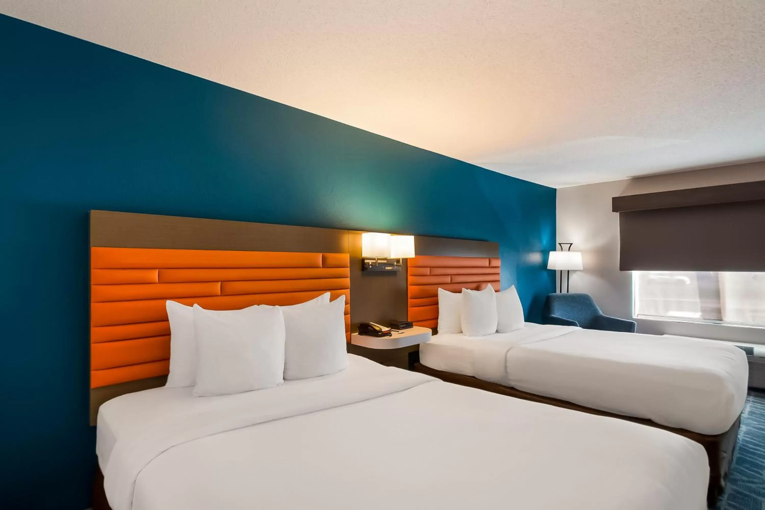 Bed in Comfort Inn Falls Church - Tysons Corner