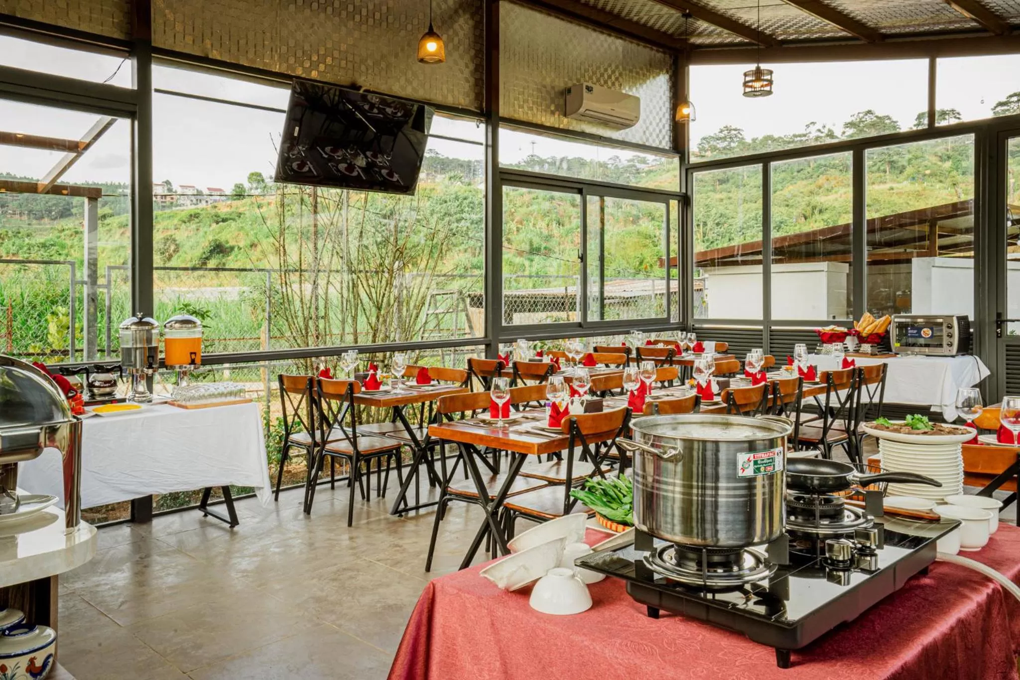 Restaurant/places to eat in GREENECO DA LAT HOTEL - Khách sạn Green Eco Đà Lạt