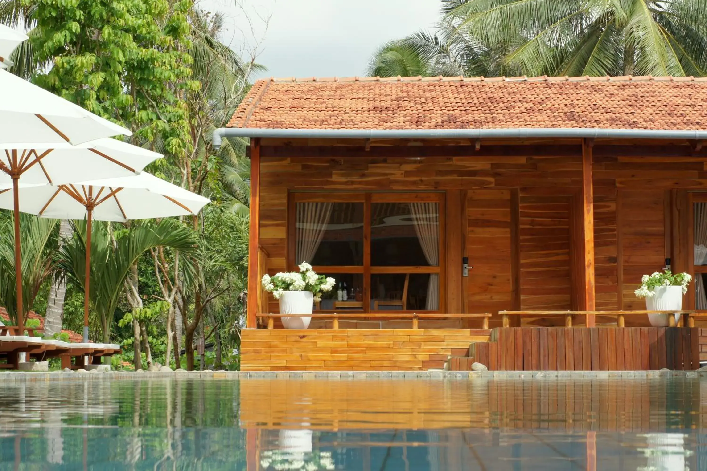 Balcony/Terrace, Swimming Pool in Bauhinia Resort Phu Quoc