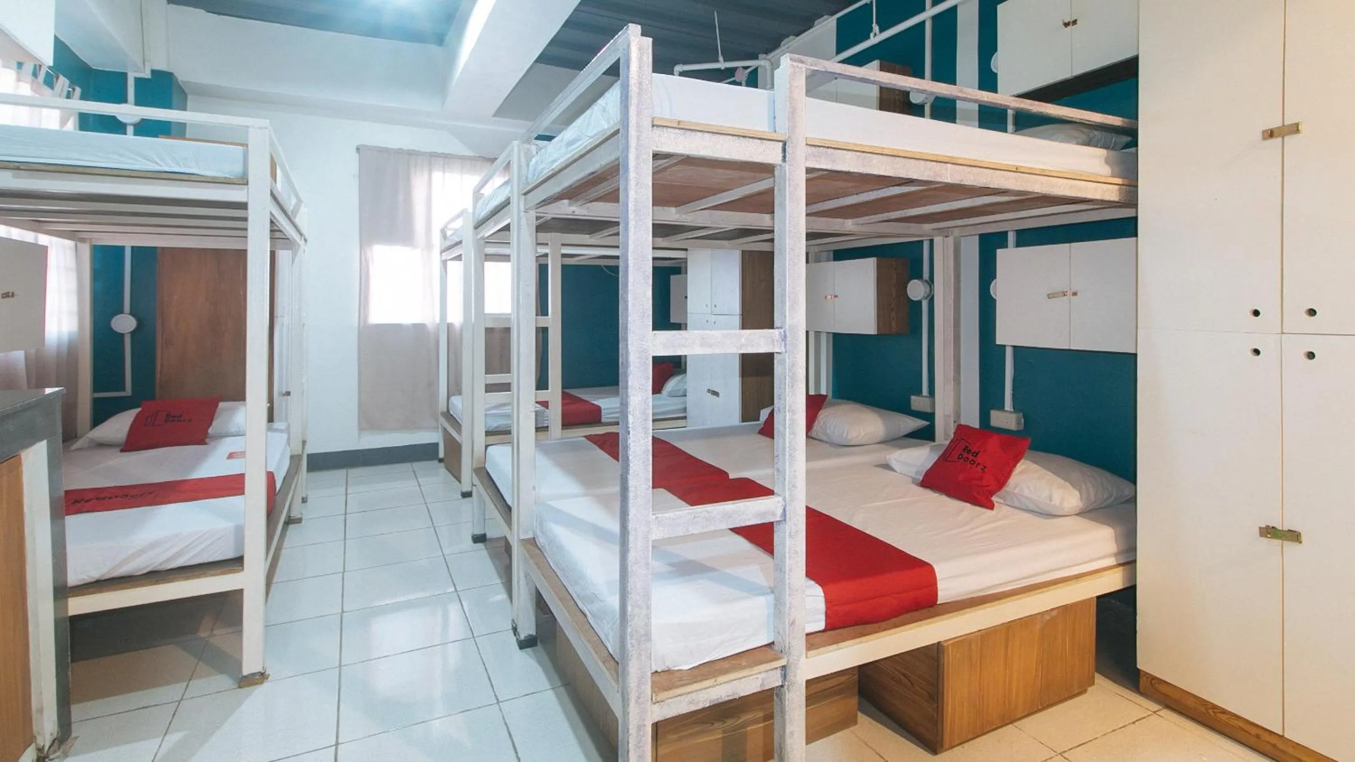 bunk bed, Bed in RedDoorz at Crowne One Condo