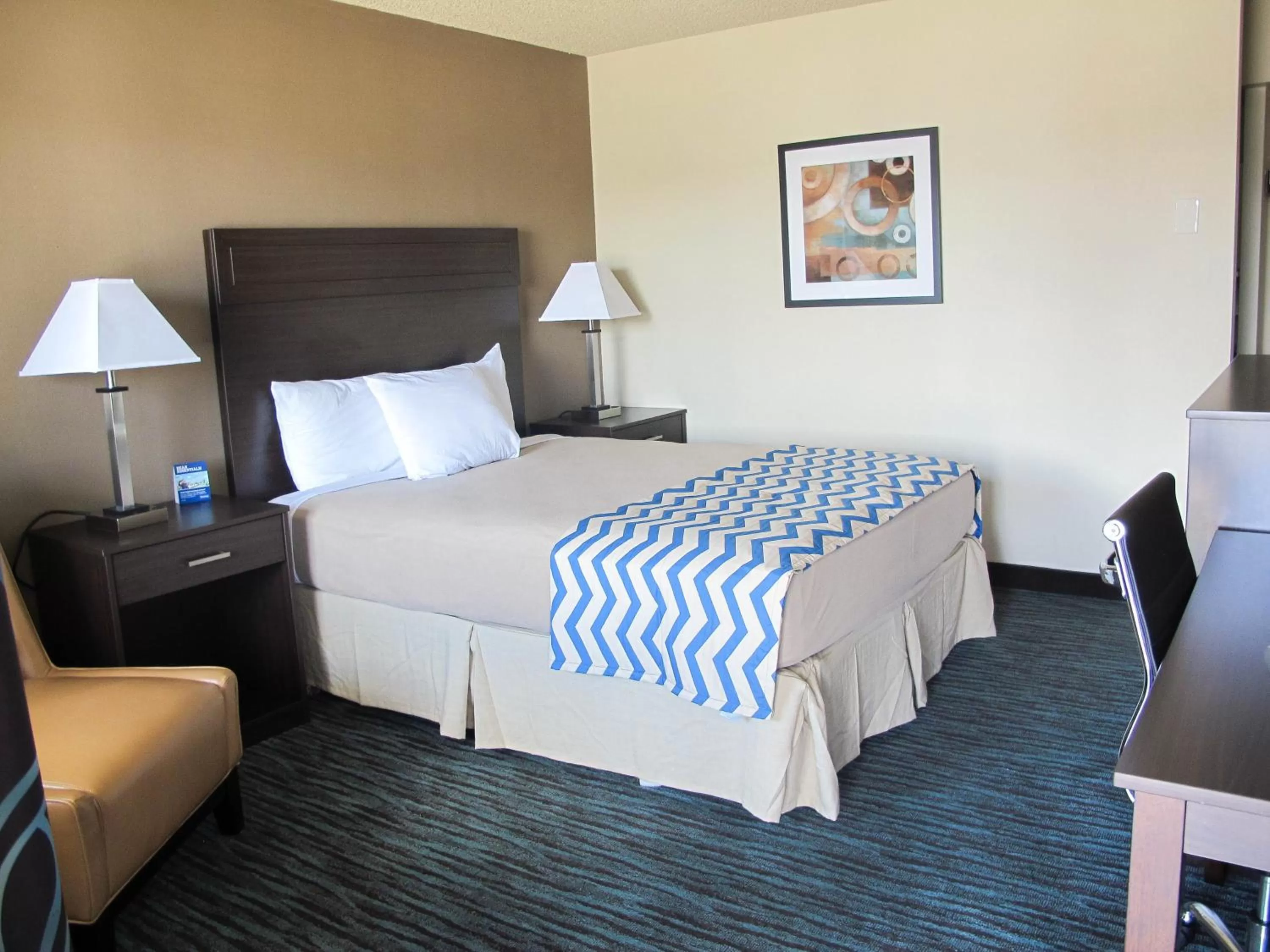 Bedroom in Travelodge by Wyndham Aberdeen