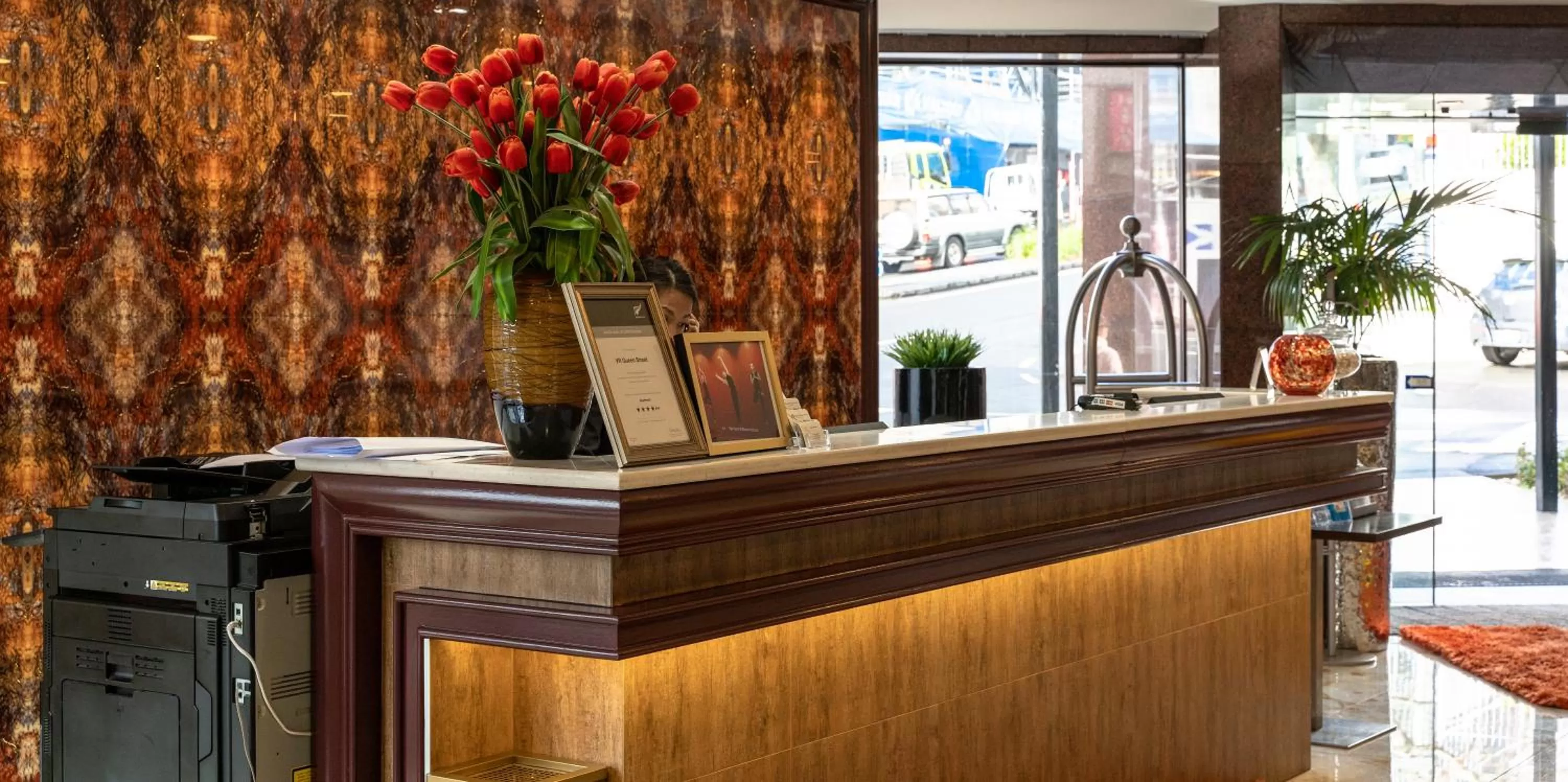 Lobby or reception in VR Queen Street Hotel & Suites