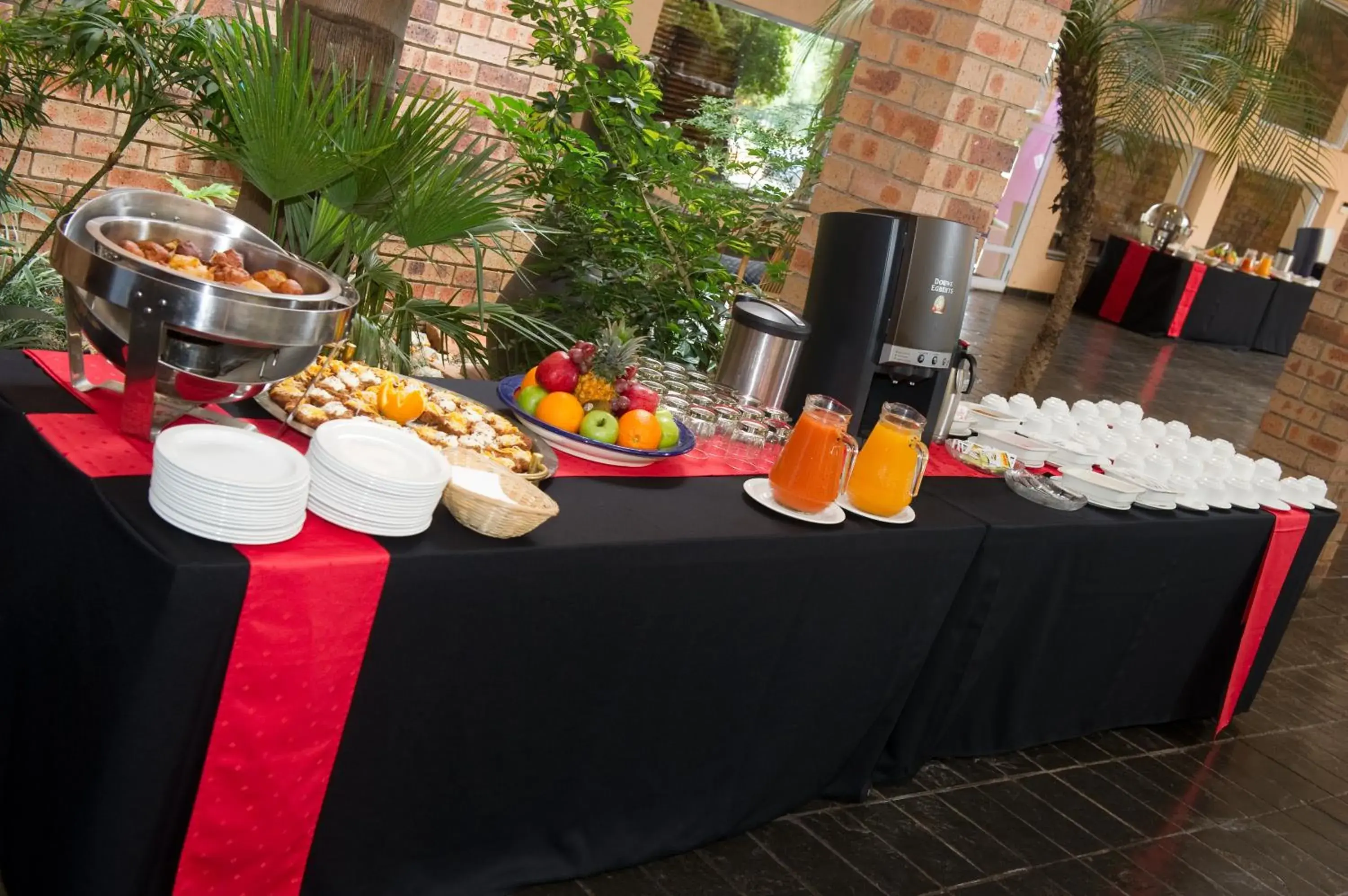 Food and drinks in CedarWoods of Sandton Food and drinks in CedarWoods of Sandton