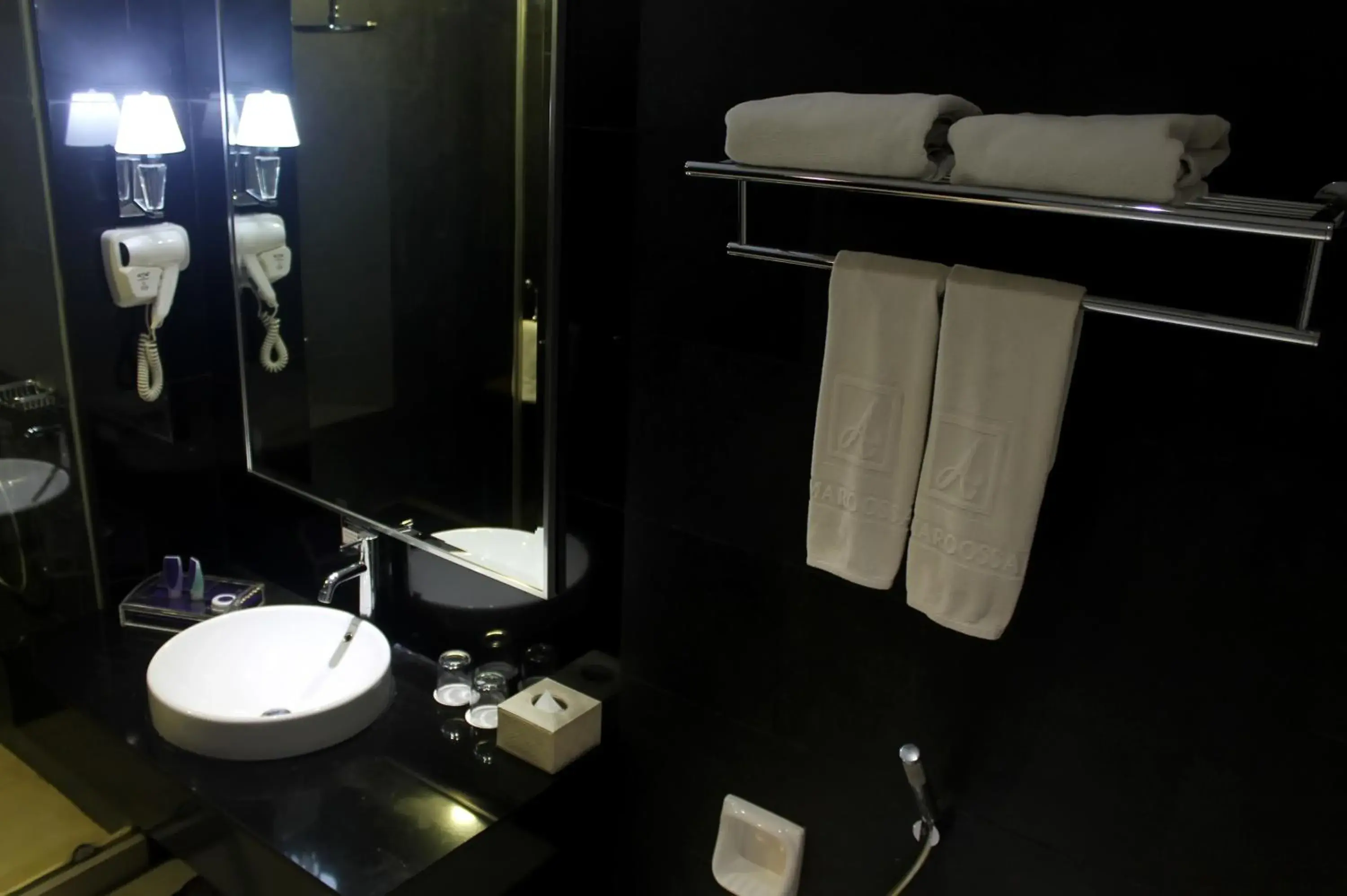 Bathroom in Amaroossa Cosmo Jakarta Bathroom in Amaroossa Cosmo Jakarta