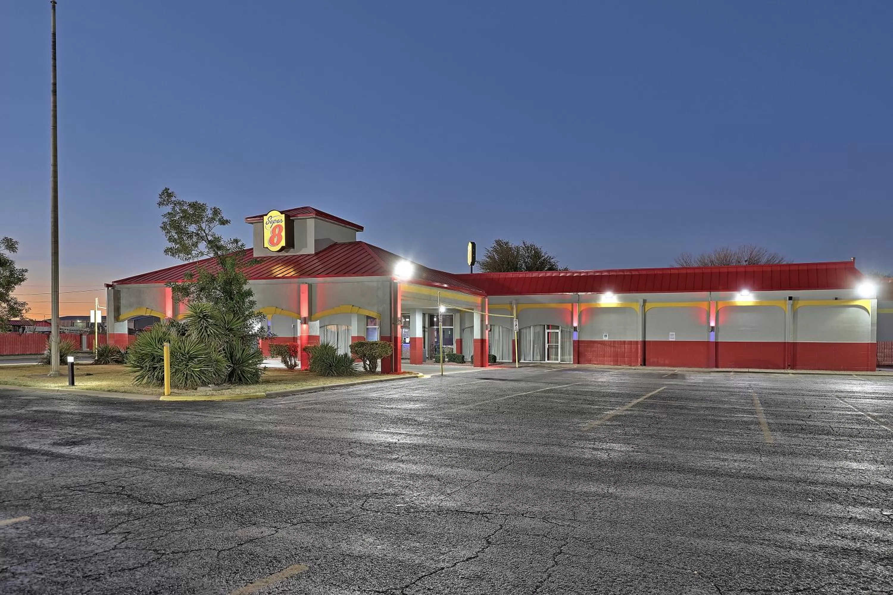 Super 8 by Wyndham Ft Stockton