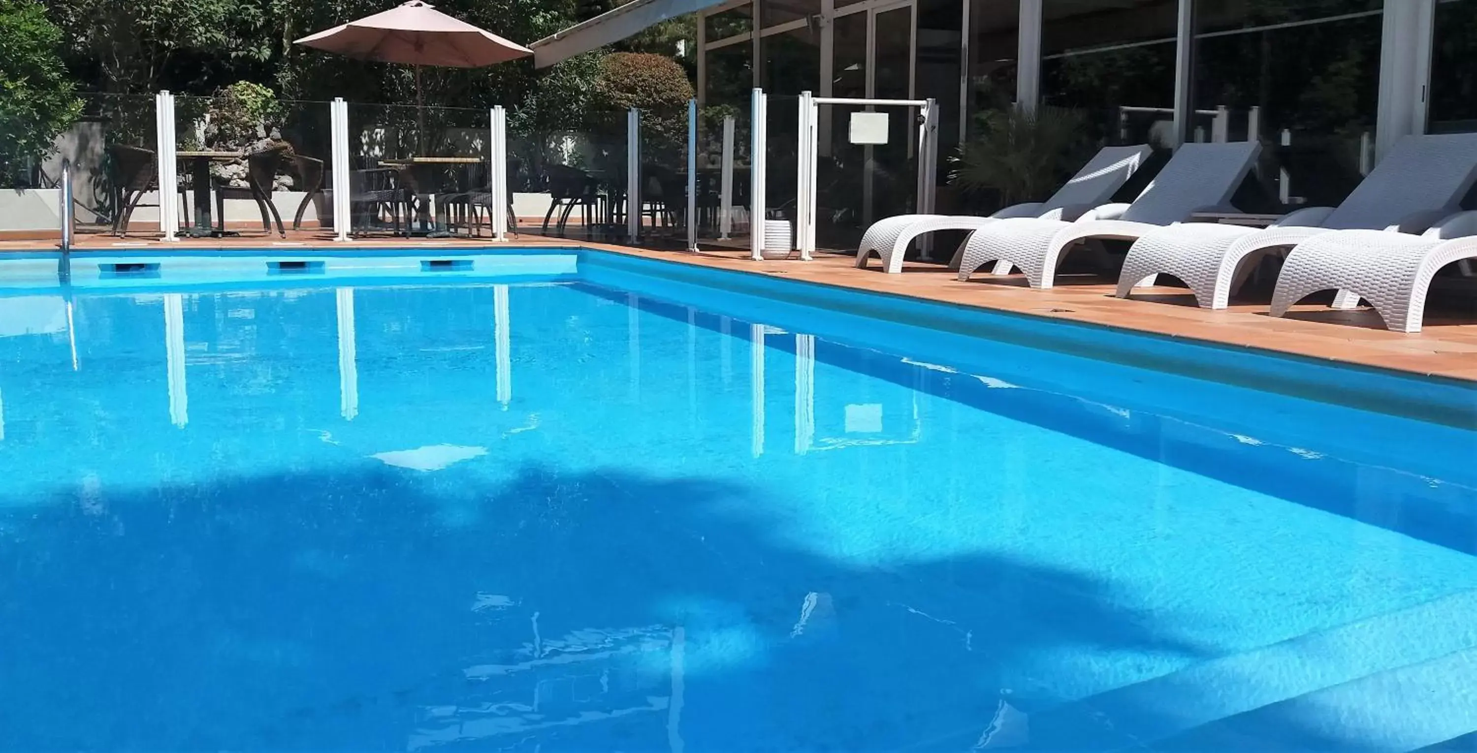 Swimming Pool in Amarante Cannes