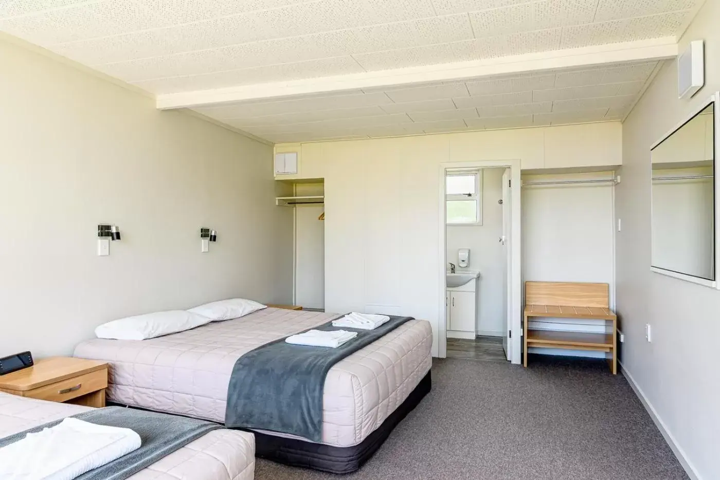 Bed in Motueka Garden Motel