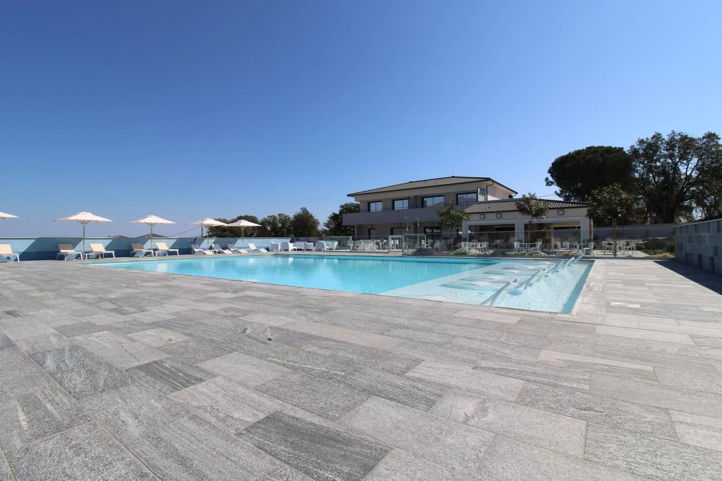 Swimming Pool in hôtel résidence a torra