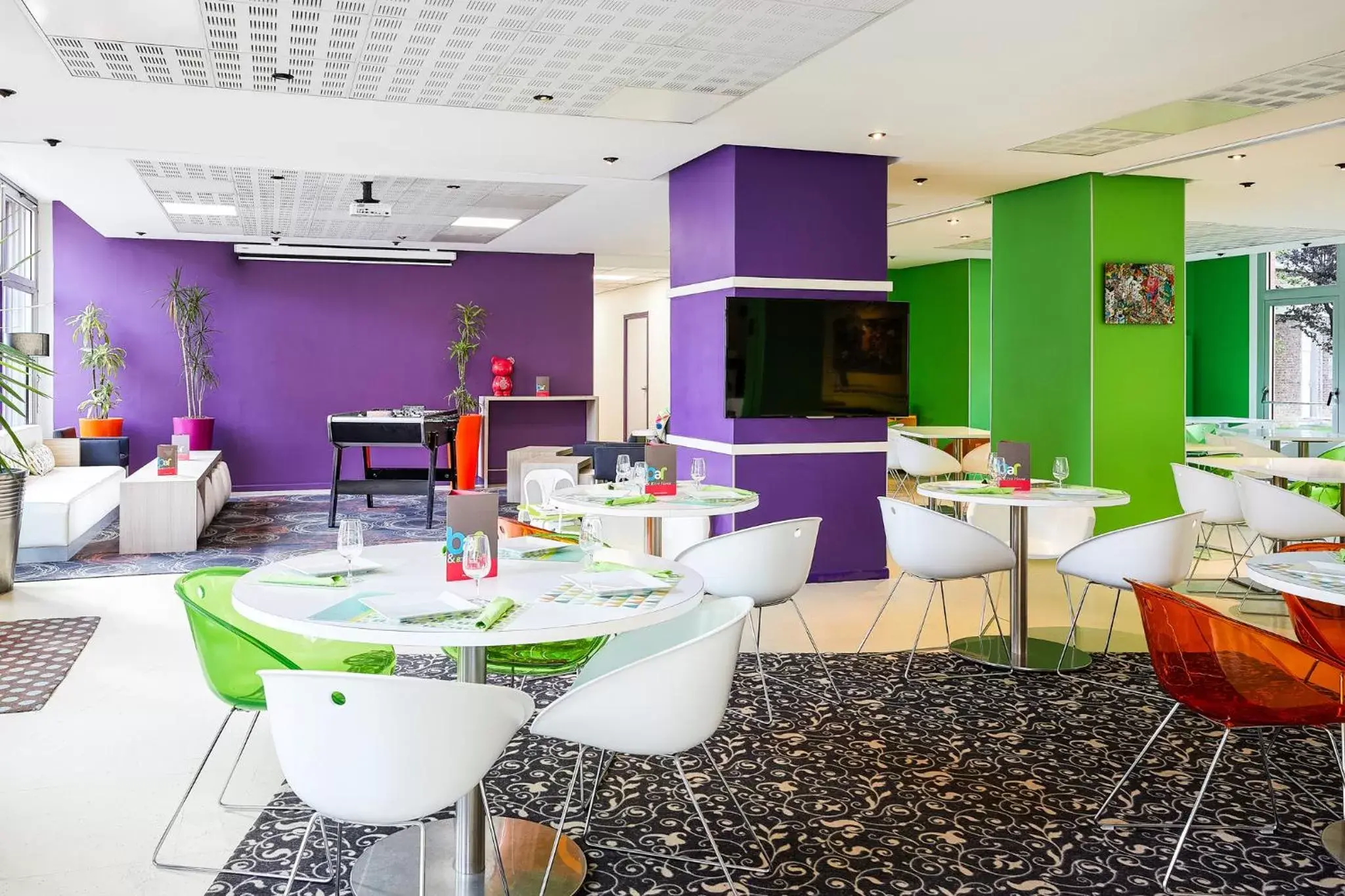 Restaurant/Places to Eat in ibis Styles Lille Centre Gare Beffroi