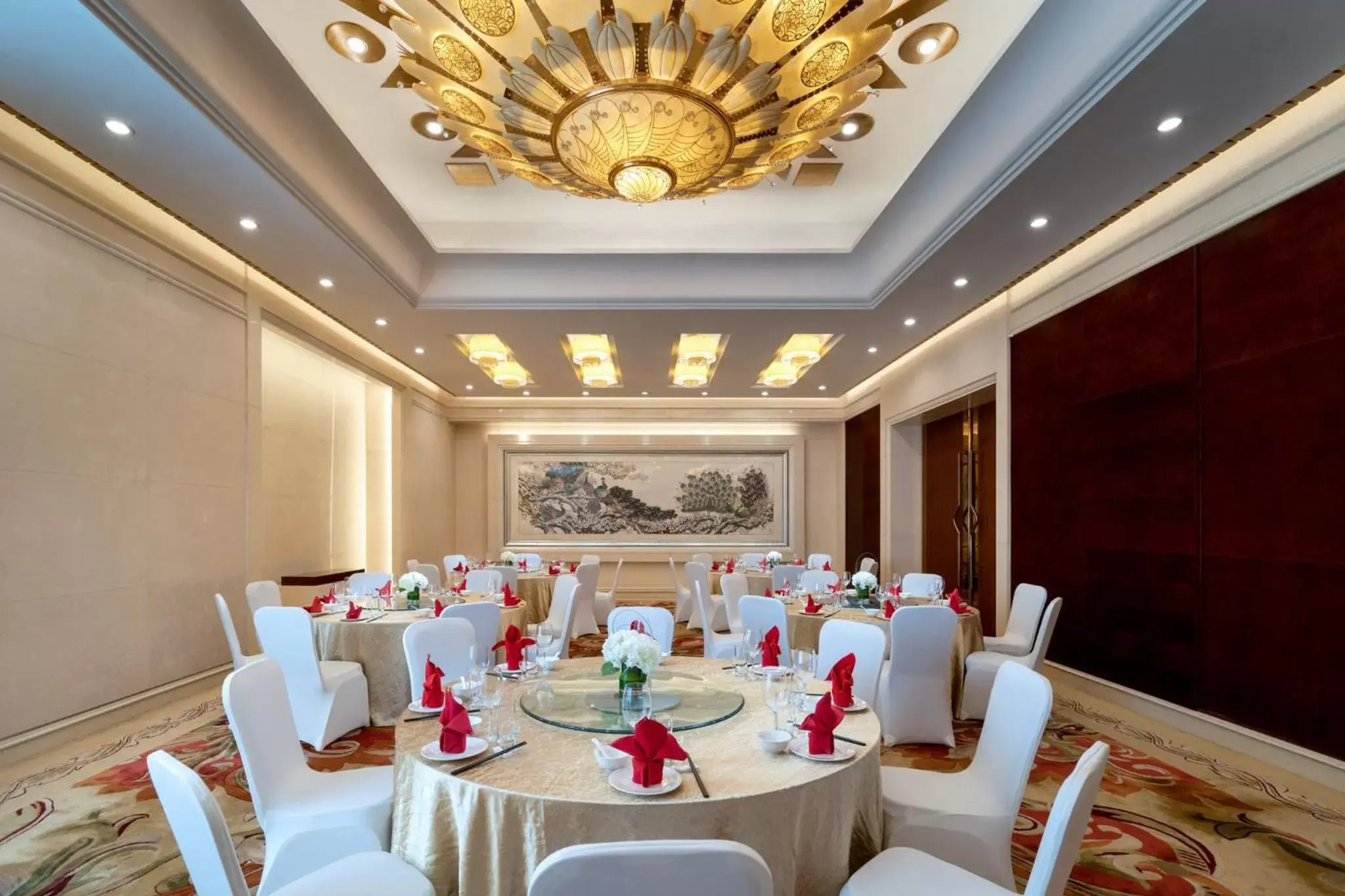 Meeting/conference room, Restaurant/Places to Eat in Crowne Plaza Beijing Sun Palace, an IHG Hotel