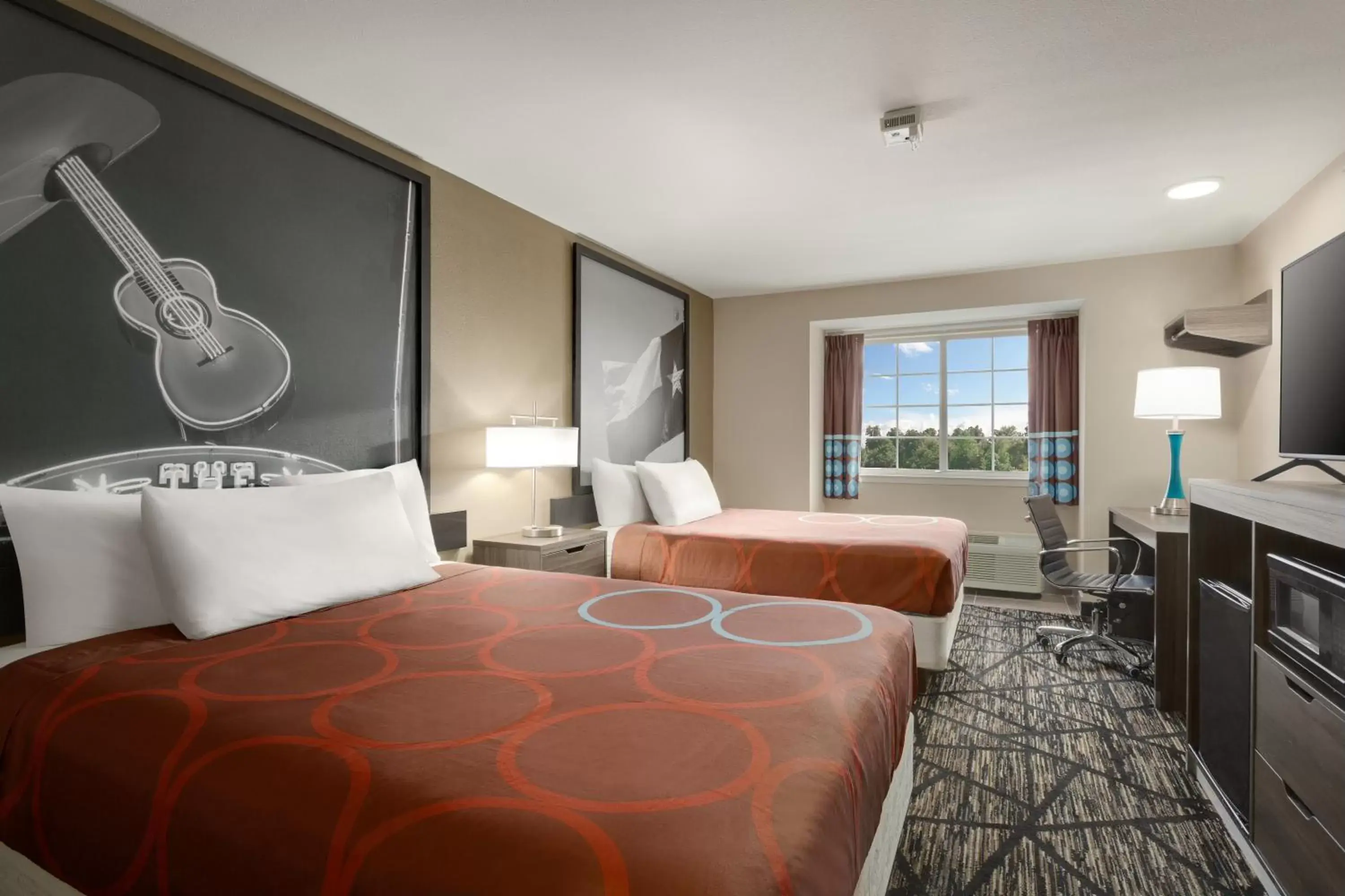 View (from property/room), Bed in Super 8 by Wyndham San Antonio Airport North